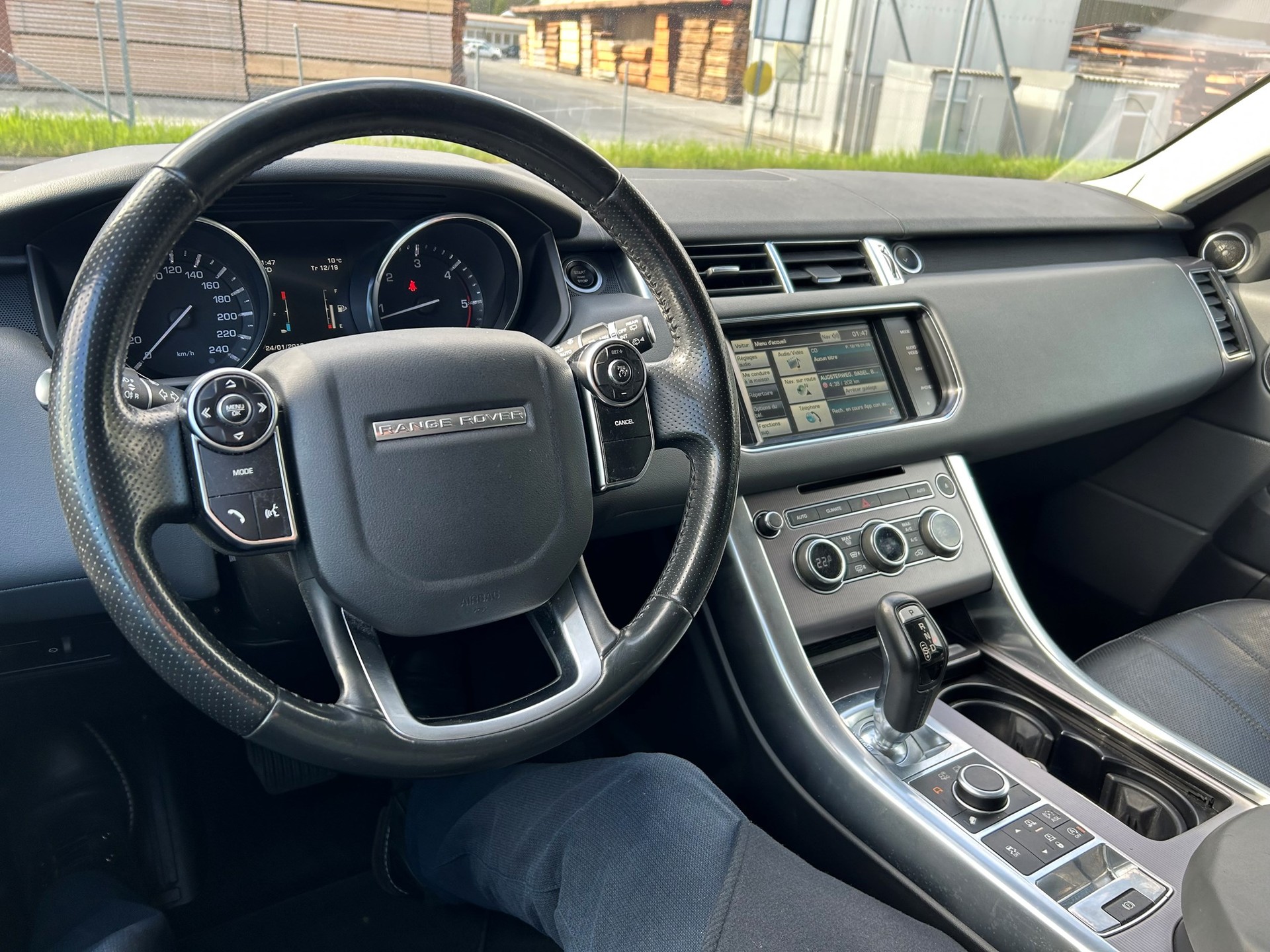 LAND ROVER Range Rover Sport 3.0 TDV6 S Automatic-image-15