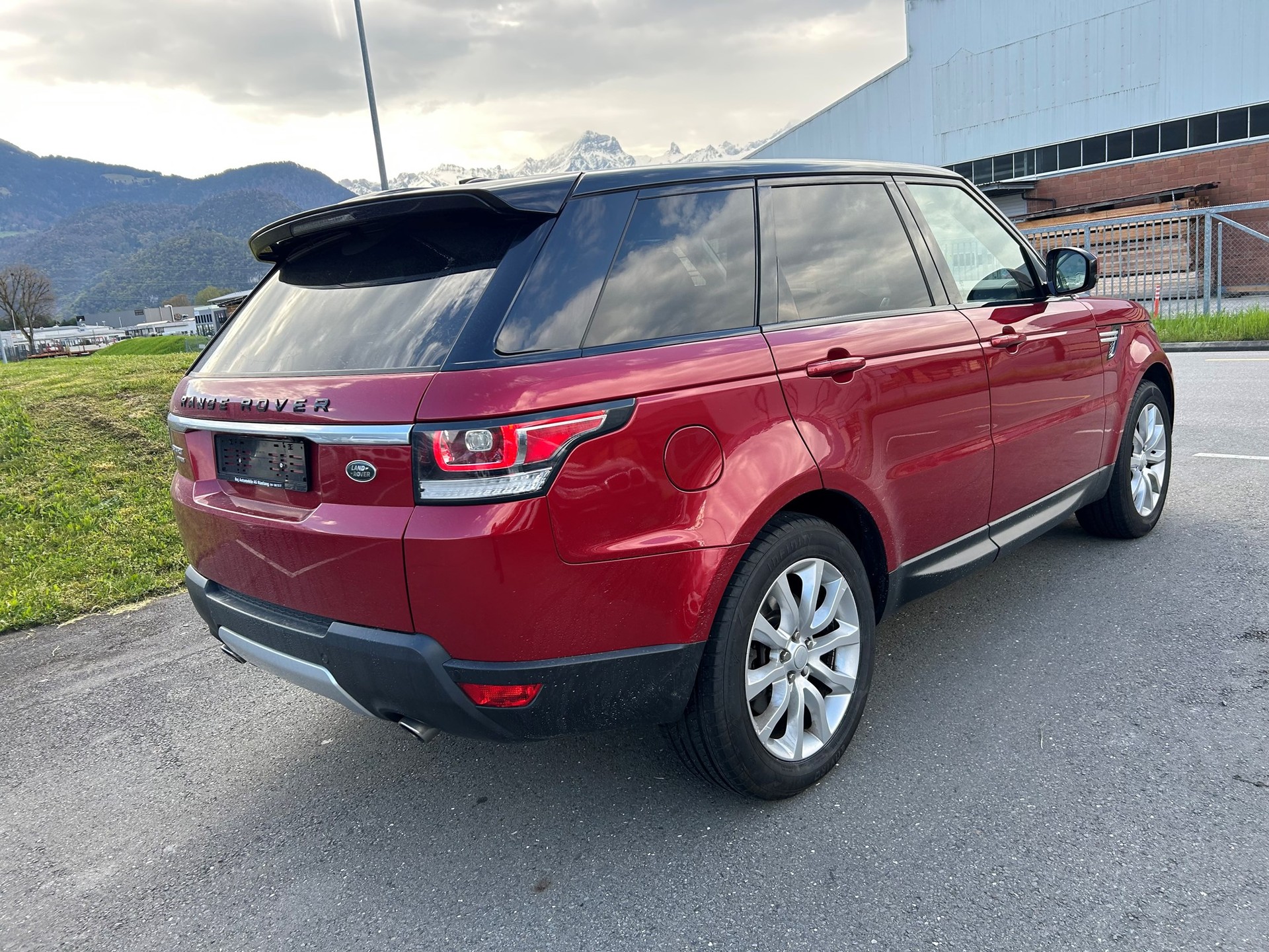 LAND ROVER Range Rover Sport 3.0 TDV6 S Automatic-image-3