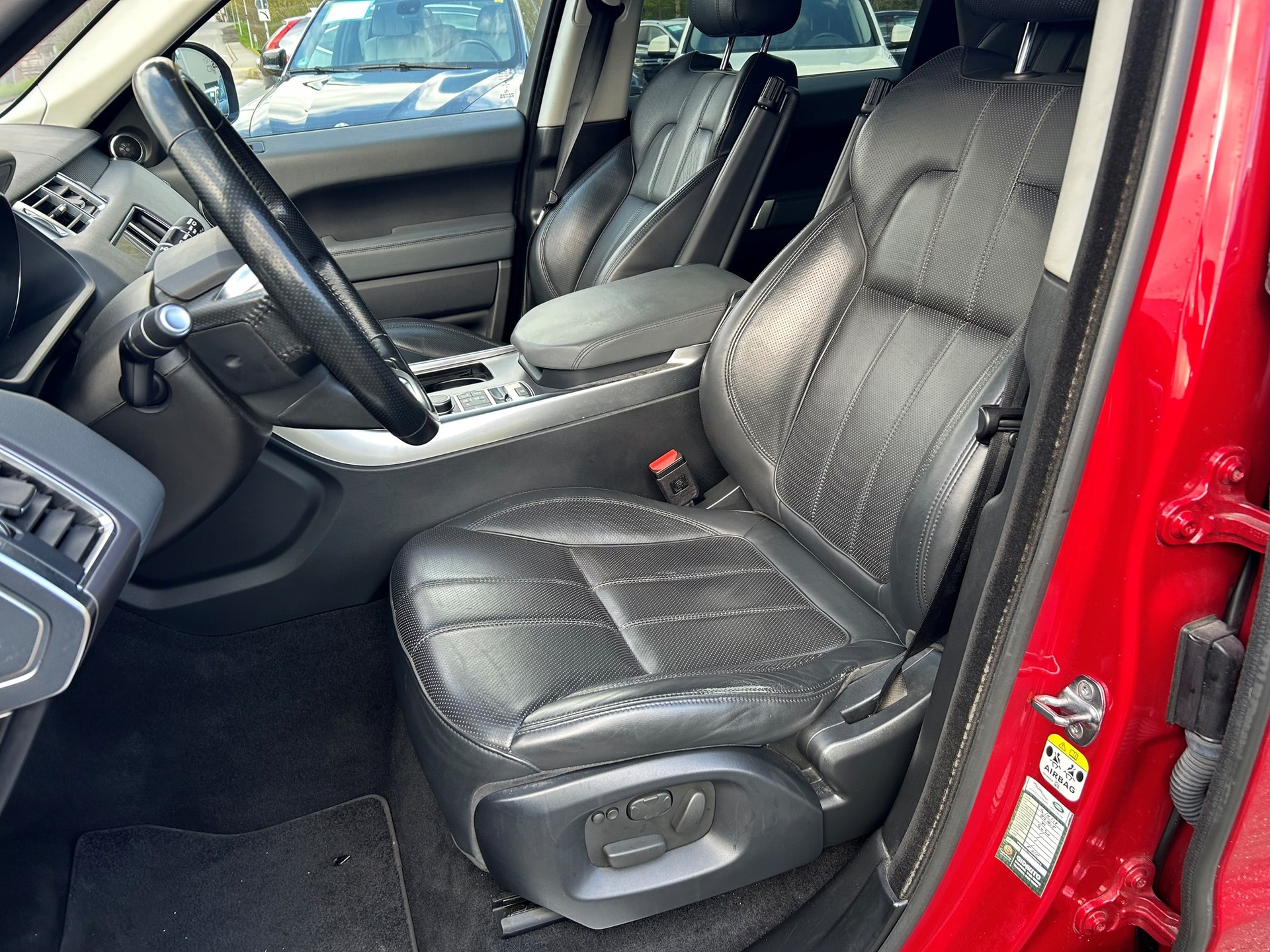 LAND ROVER Range Rover Sport 3.0 TDV6 S Automatic-image-9