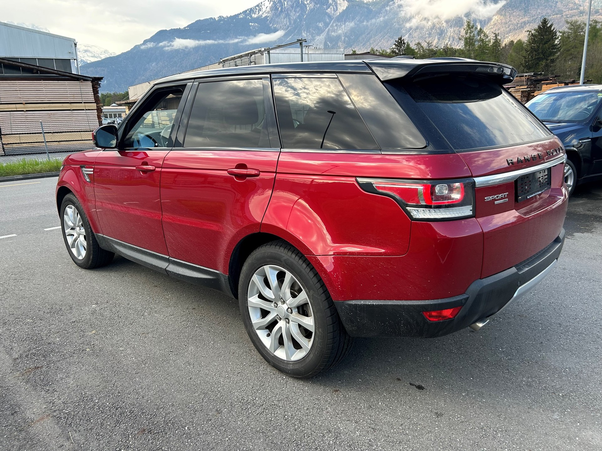 LAND ROVER Range Rover Sport 3.0 TDV6 S Automatic-image-5