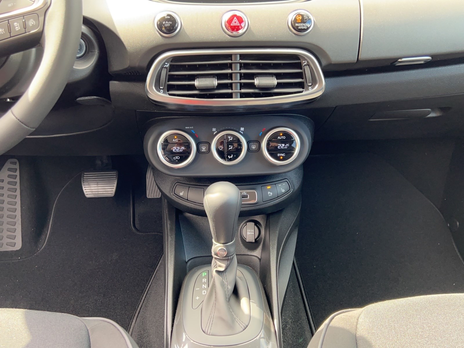 FIAT 500X 1.5 Hybrid Swiss Edition-image-11