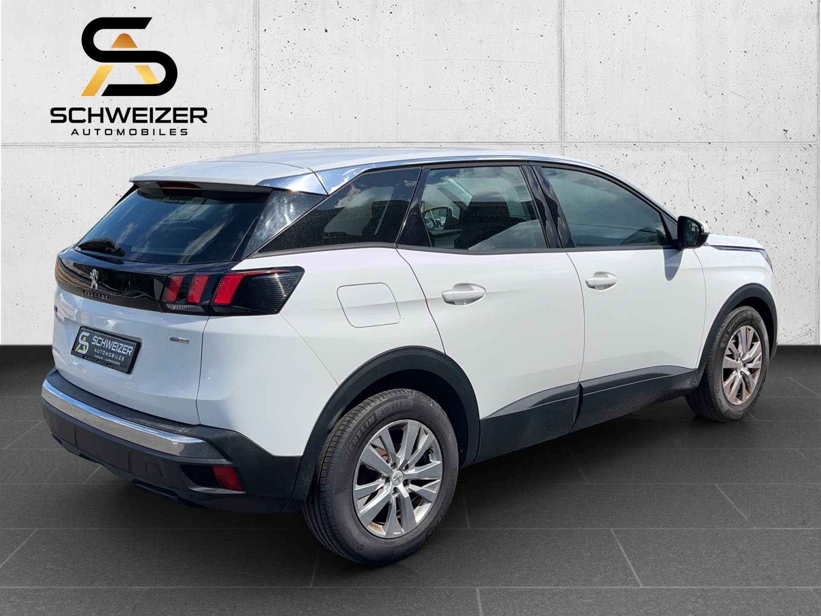 PEUGEOT 3008 1.2 PureTech Active-image-6