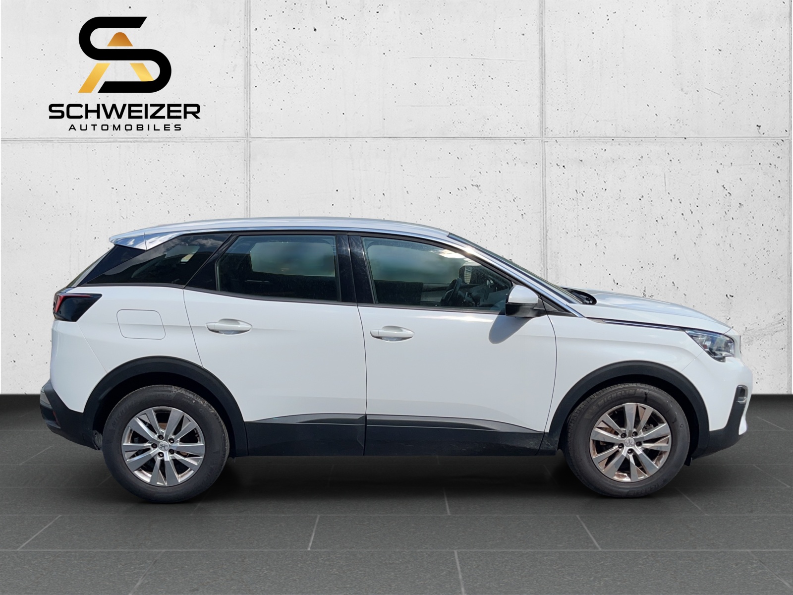 PEUGEOT 3008 1.2 PureTech Active-image-4
