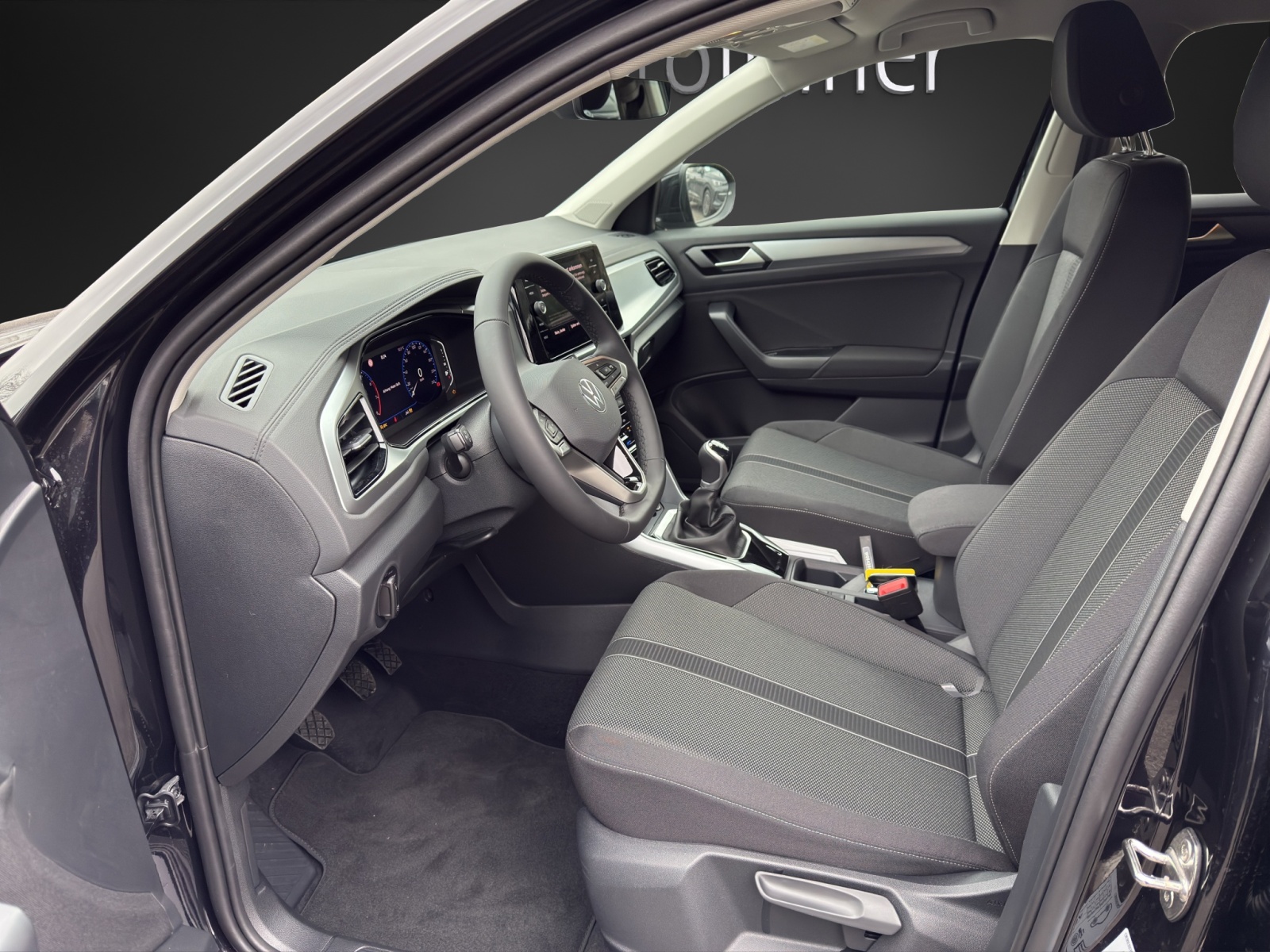 VW T-Roc 1.0 TSI Life-image-7
