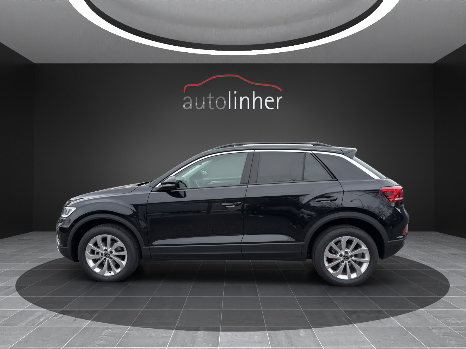 VW T-Roc 1.0 TSI Life-image-1