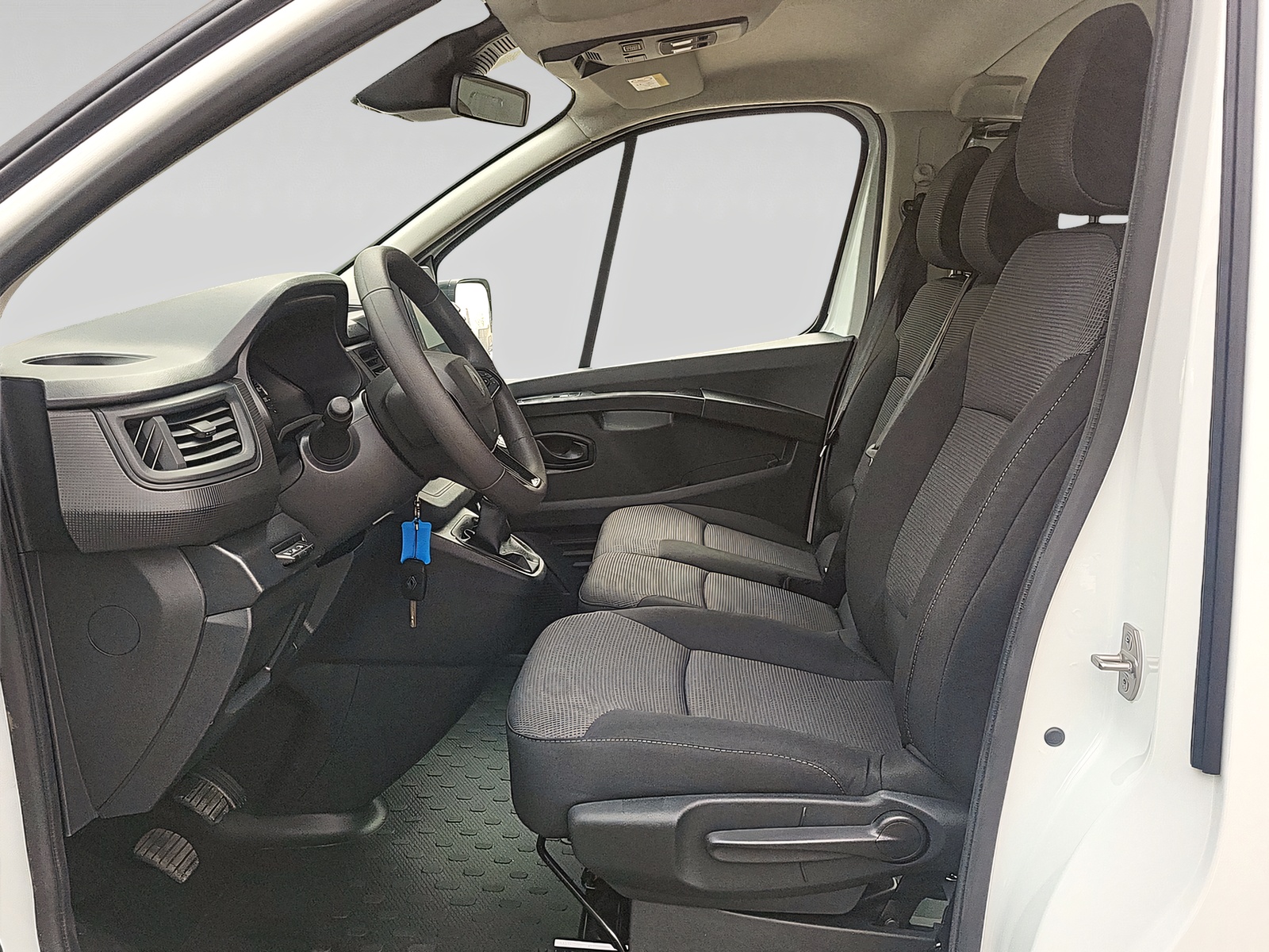 RENAULT Trafic Passenger Equilibre Blue dCi 110-image-4