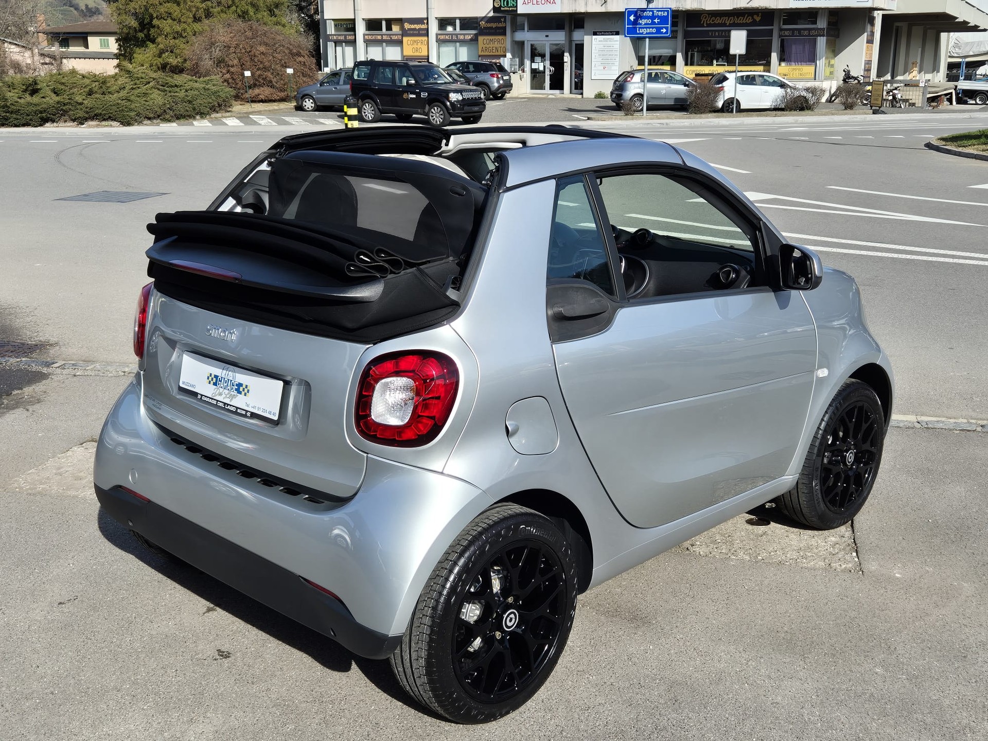 SMART fortwo cabrio twinmatic Maserati-image-1
