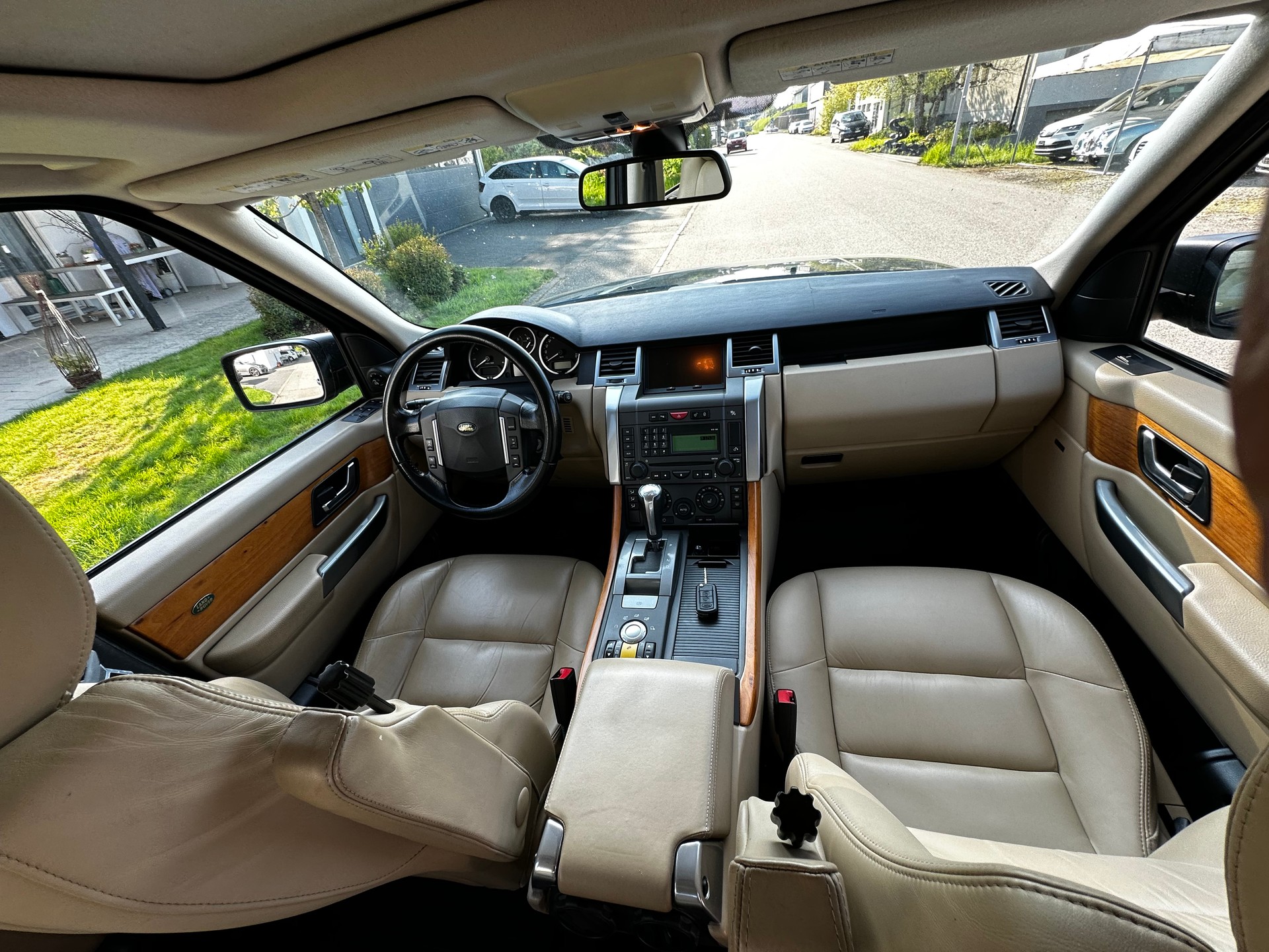LAND ROVER Range Rover Sport 3.6 Td8 HSE Automatic-image-10