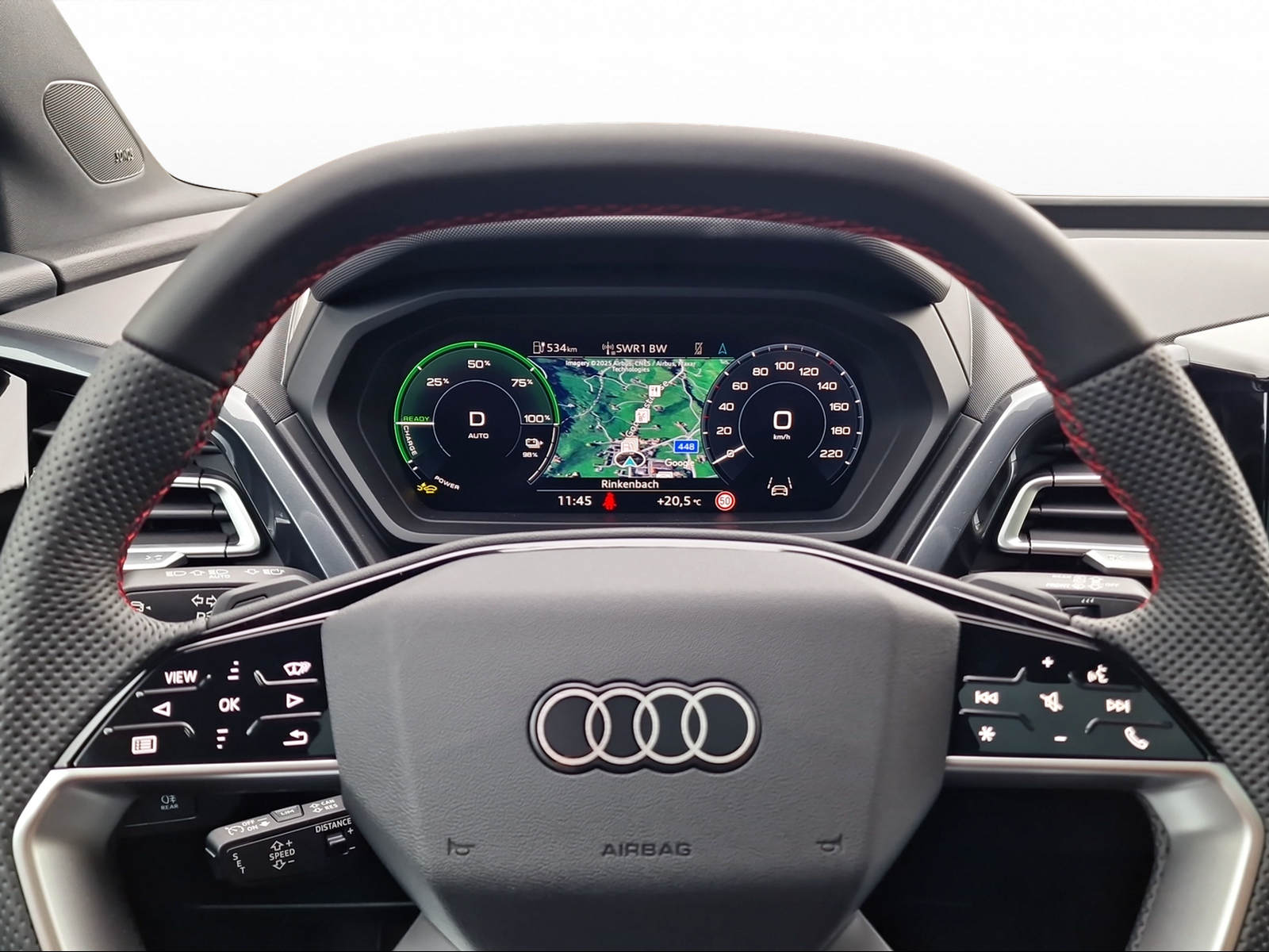 AUDI Q4 e-tron 45 Edition Swiss Ski quattro-image-4