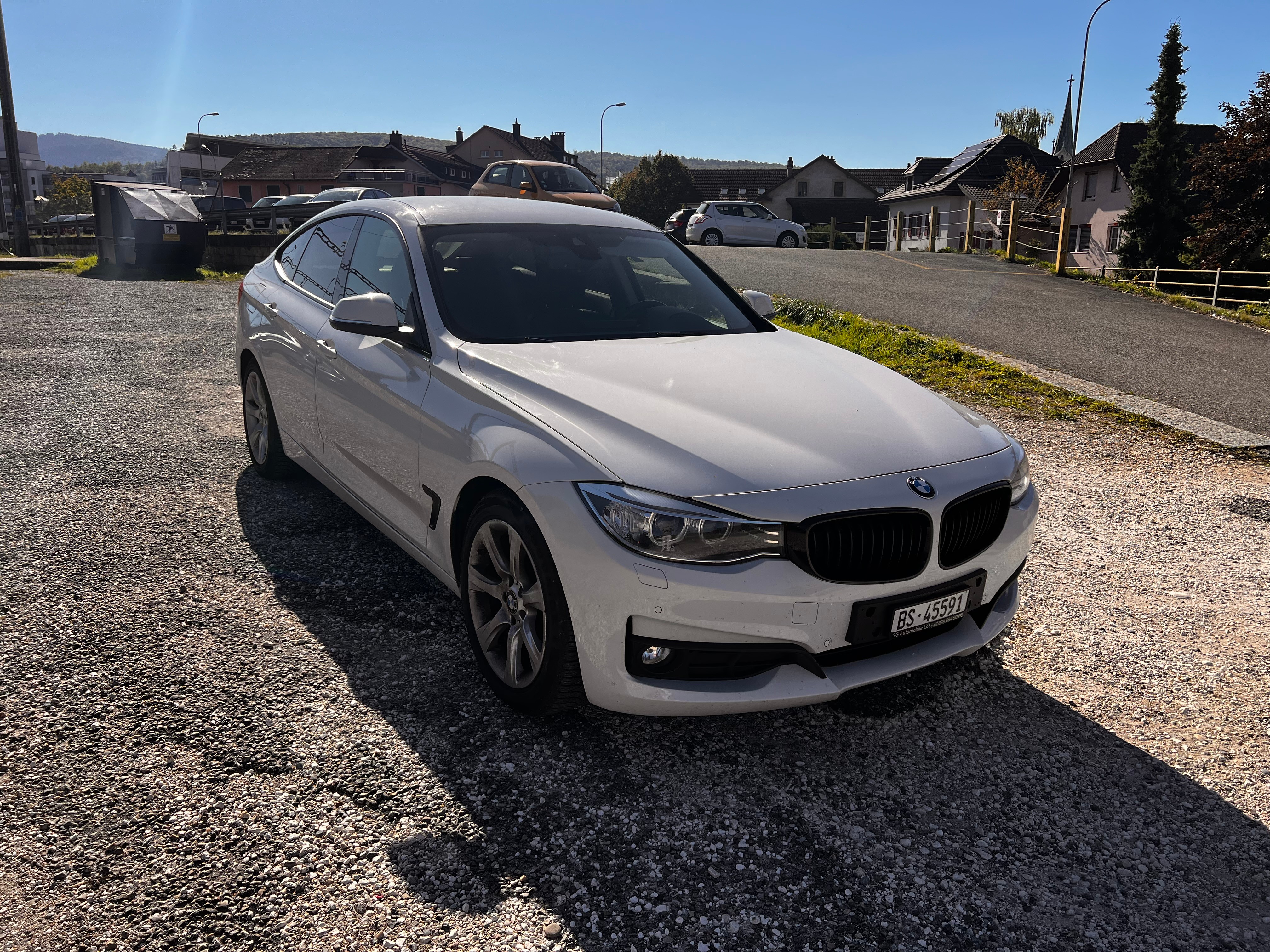 Car photo