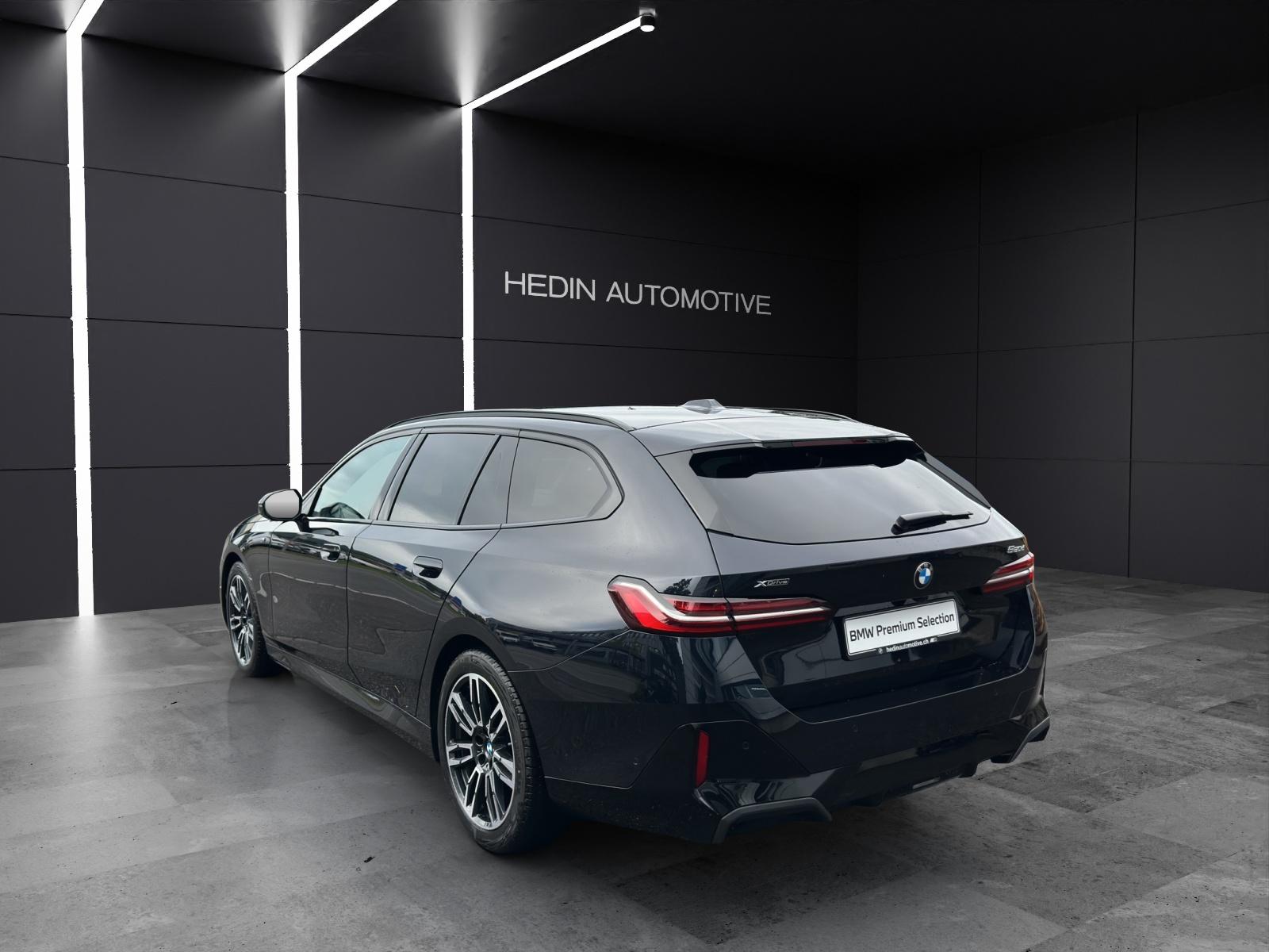 BMW 520d xDrive Touring M Sport/Attraktiven Leasingzinssatz ab 1.9 % bei Abschluss eine BMW Fahrzeugversicherung-image-2