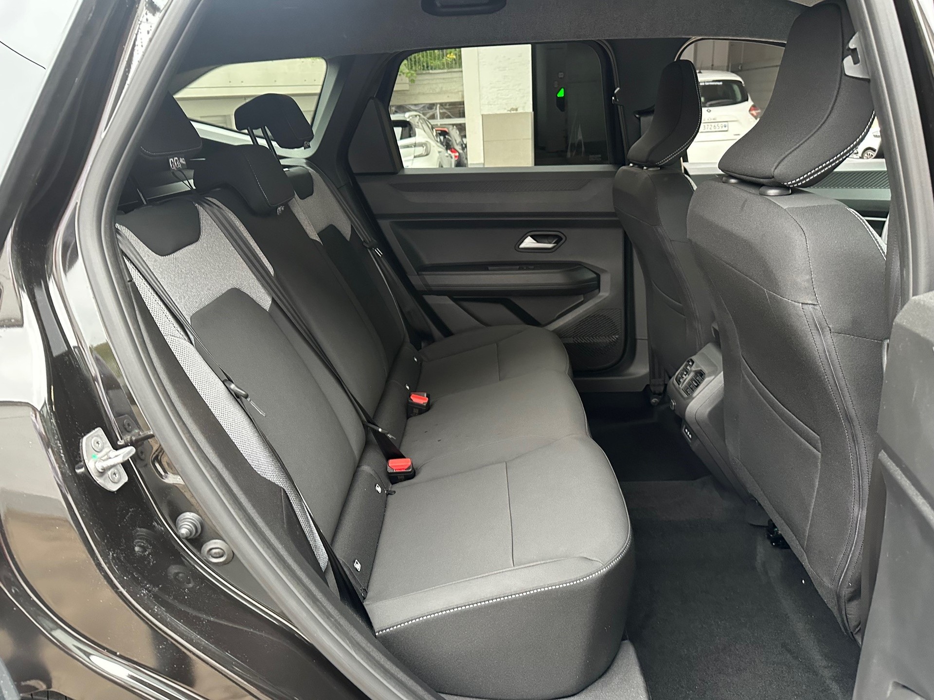 DACIA Bigster HEV 155 Journey-image-9