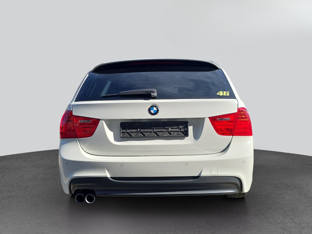 BMW 325i Touring Steptronic-image-7