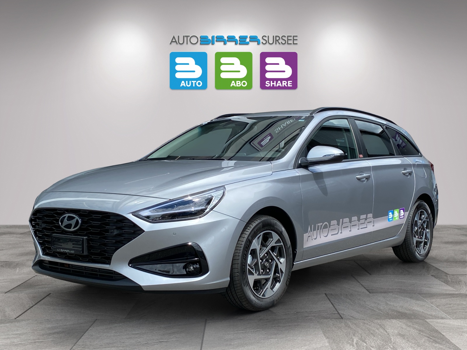 HYUNDAI i30 Wagon 1.5 T-GDi Amplia-image-0