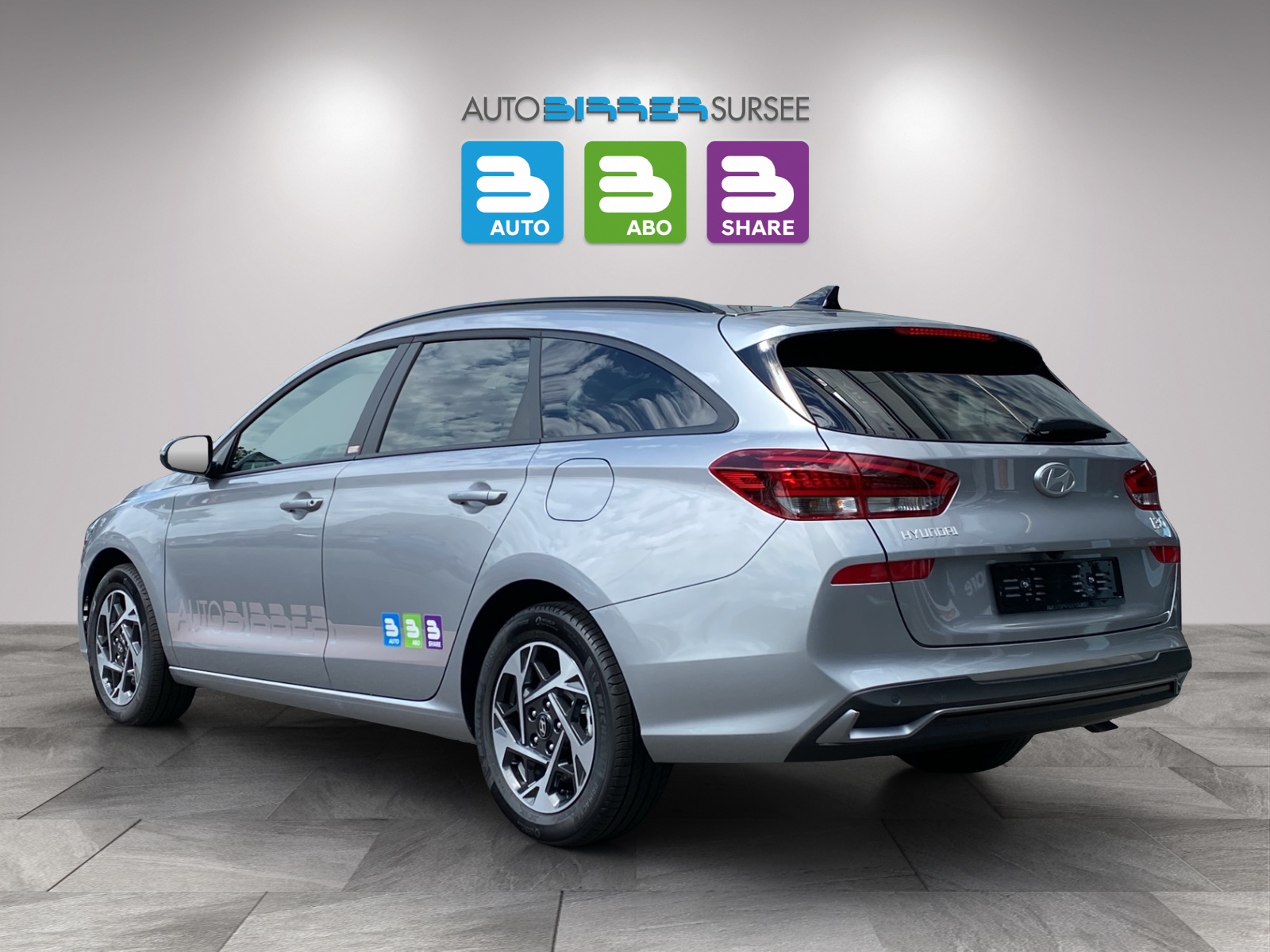 HYUNDAI i30 Wagon 1.5 T-GDi Amplia-image-6