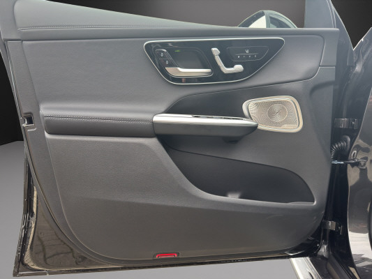 MERCEDES-BENZ GLC 300 d 4M 9G-Tronic-image-9
