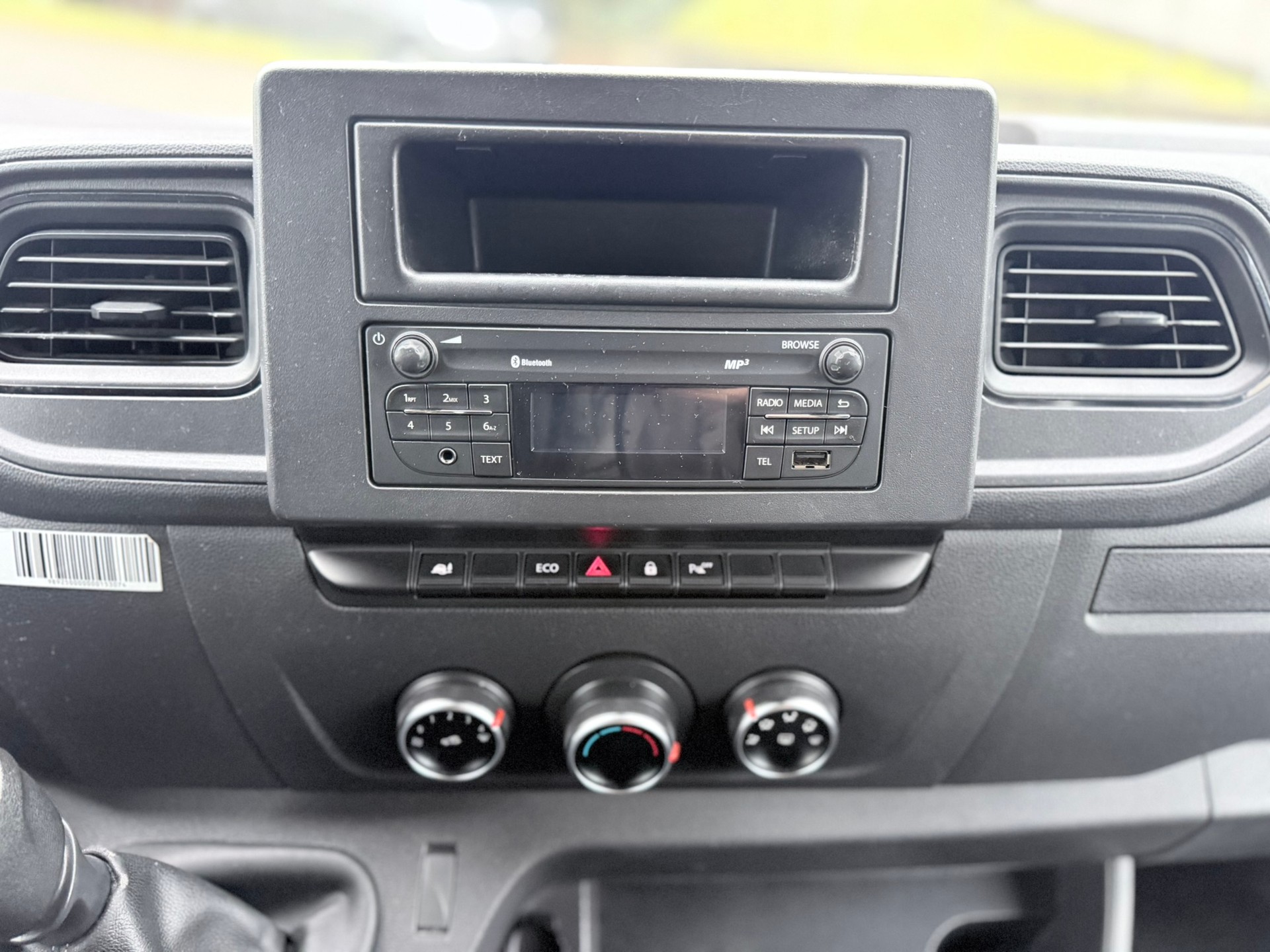 RENAULT Master T35 2.3dCi 135 L3H3-image-10