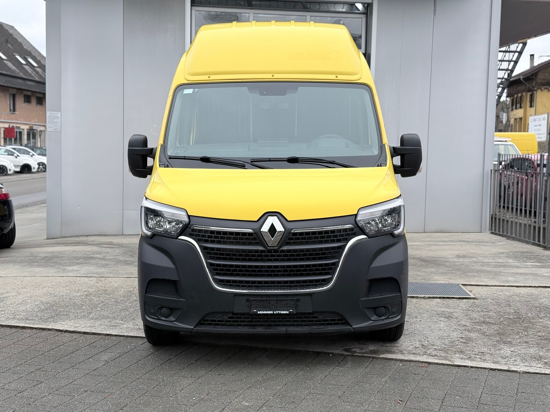 RENAULT Master T35 2.3dCi 135 L3H3-image-1