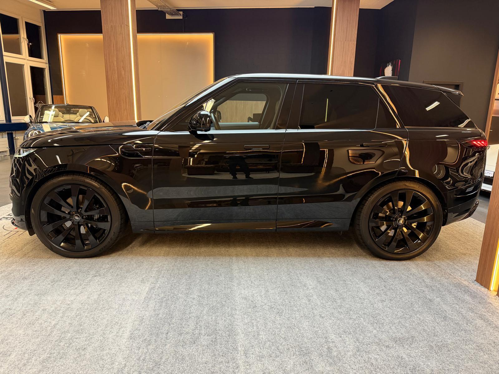 LAND ROVER Range Rover Sport 3.0 TD6 350 First Edition-image-4