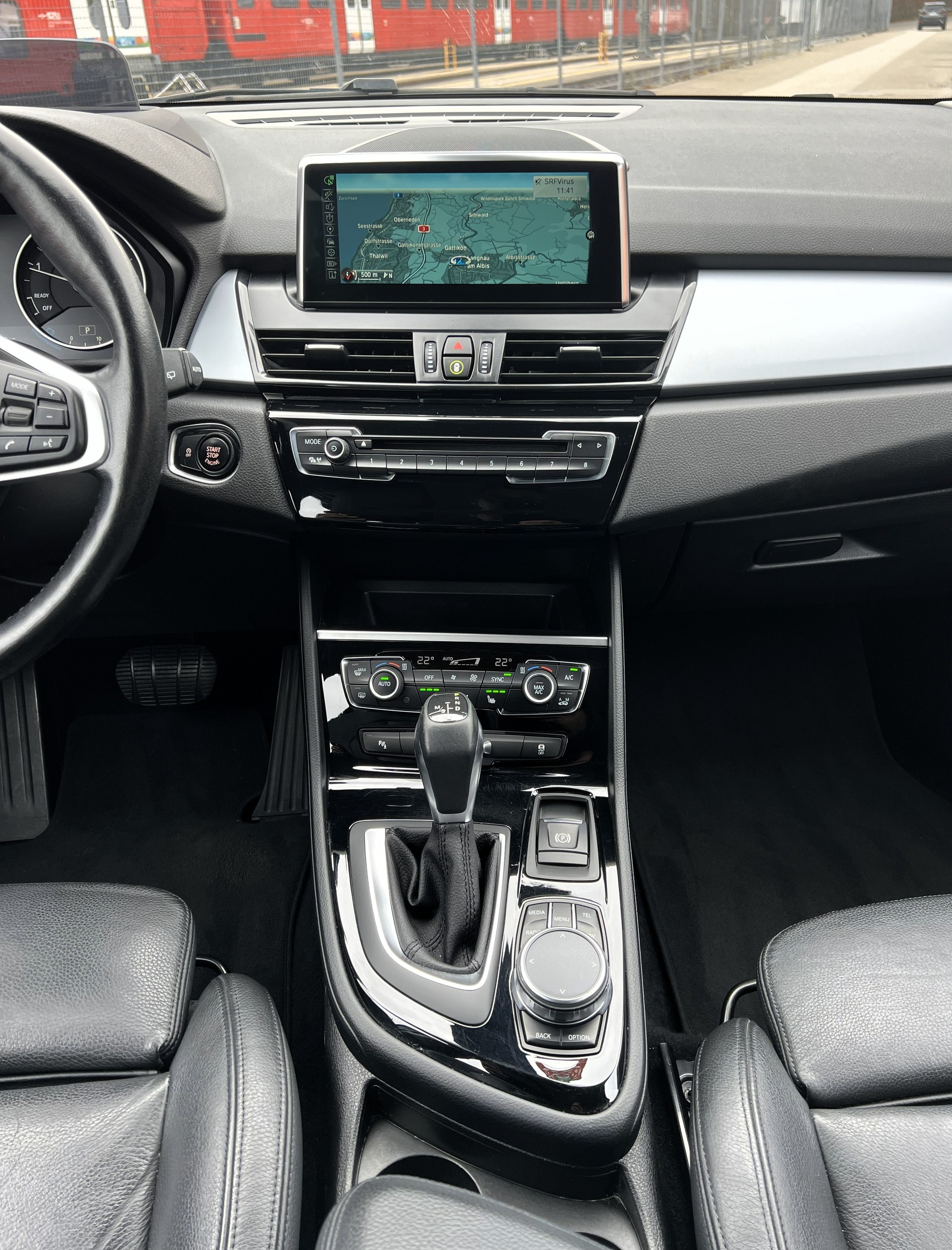 BMW 220d xDrive Gran Tourer 7-Plätzer-image-26