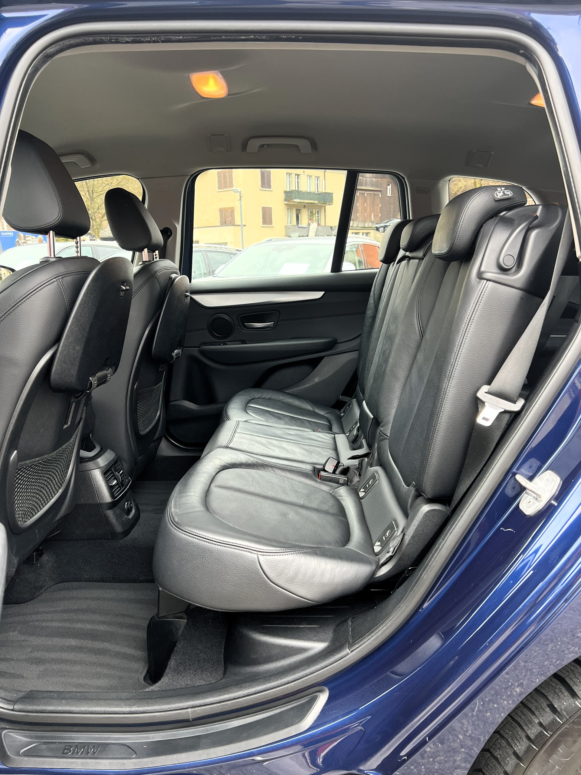 BMW 220d xDrive Gran Tourer 7-Plätzer-image-14