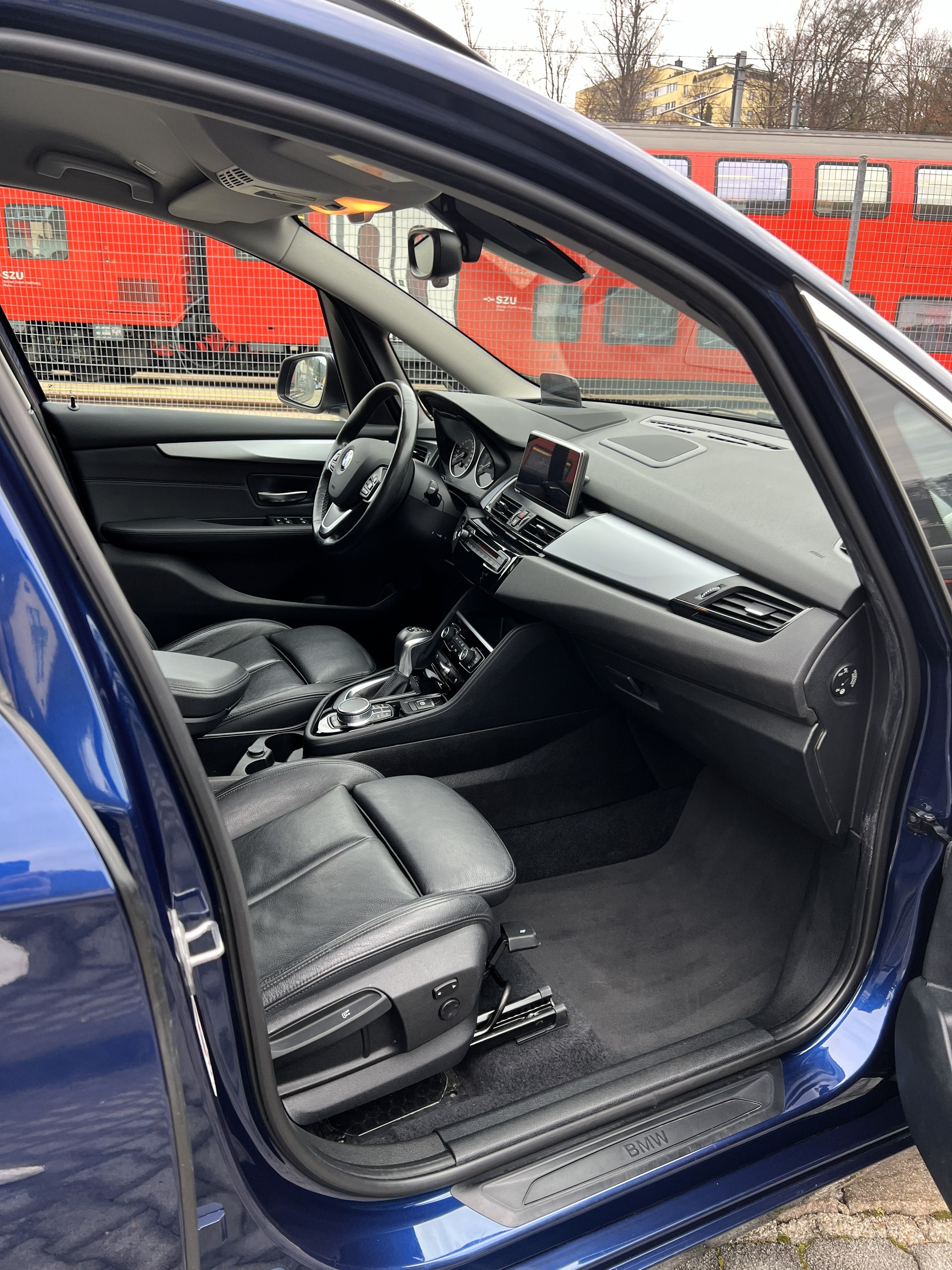 BMW 220d xDrive Gran Tourer 7-Plätzer-image-15