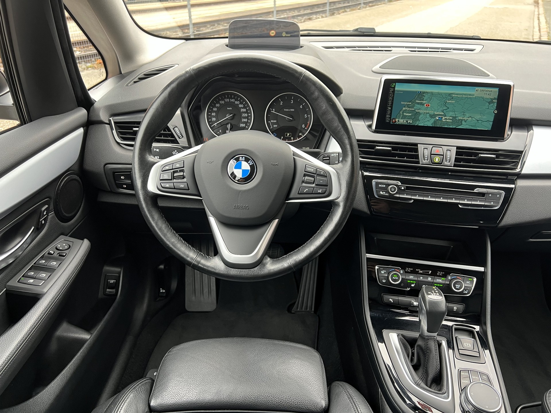 BMW 220d xDrive Gran Tourer 7-Plätzer-image-28
