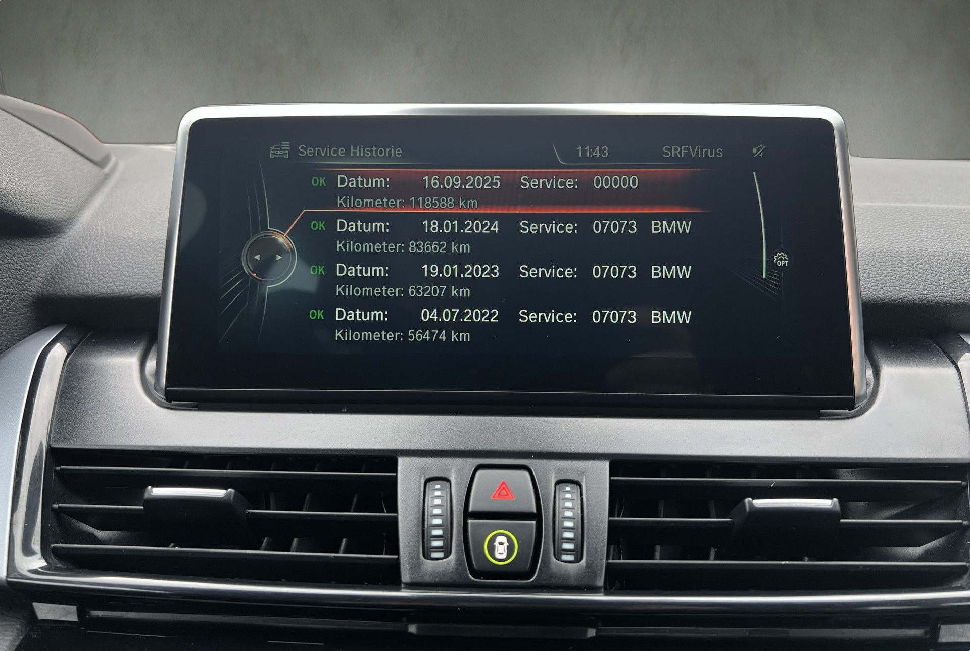 BMW 220d xDrive Gran Tourer 7-Plätzer-image-24