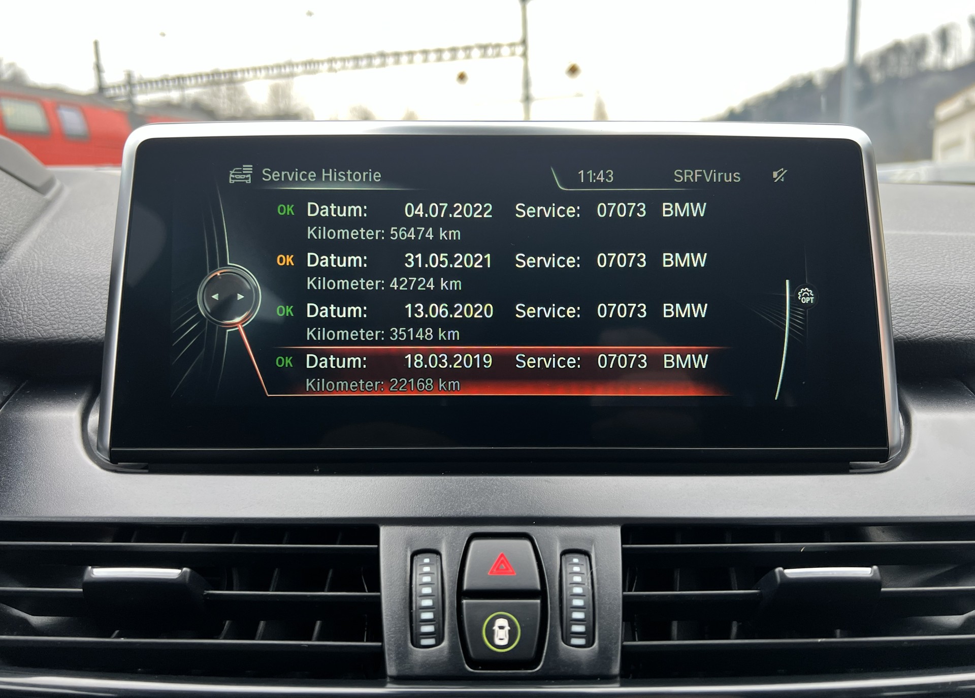 BMW 220d xDrive Gran Tourer 7-Plätzer-image-23
