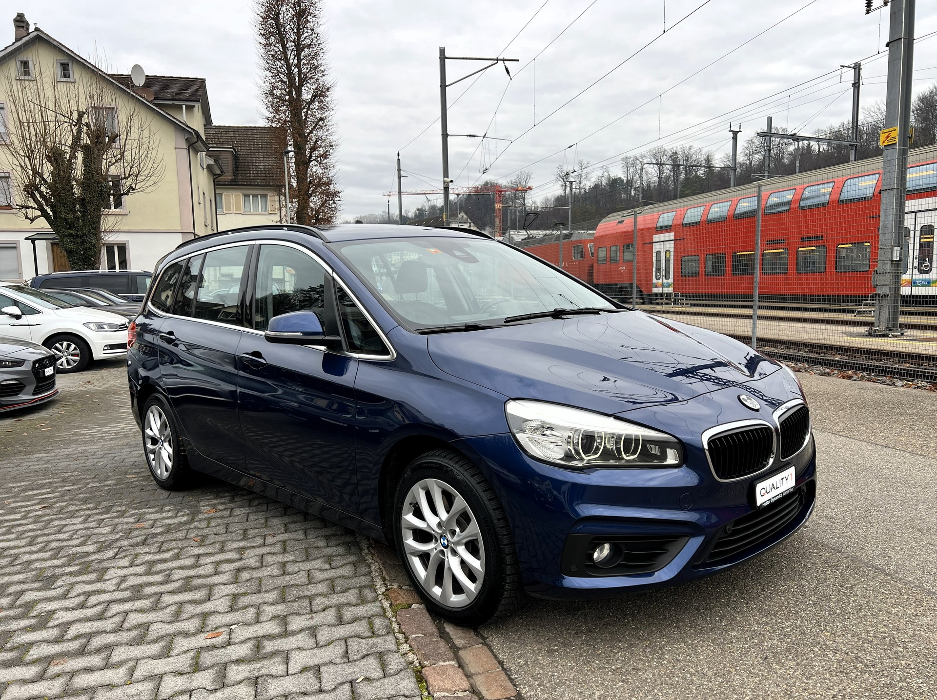 BMW 220d xDrive Gran Tourer 7-Plätzer-image-6