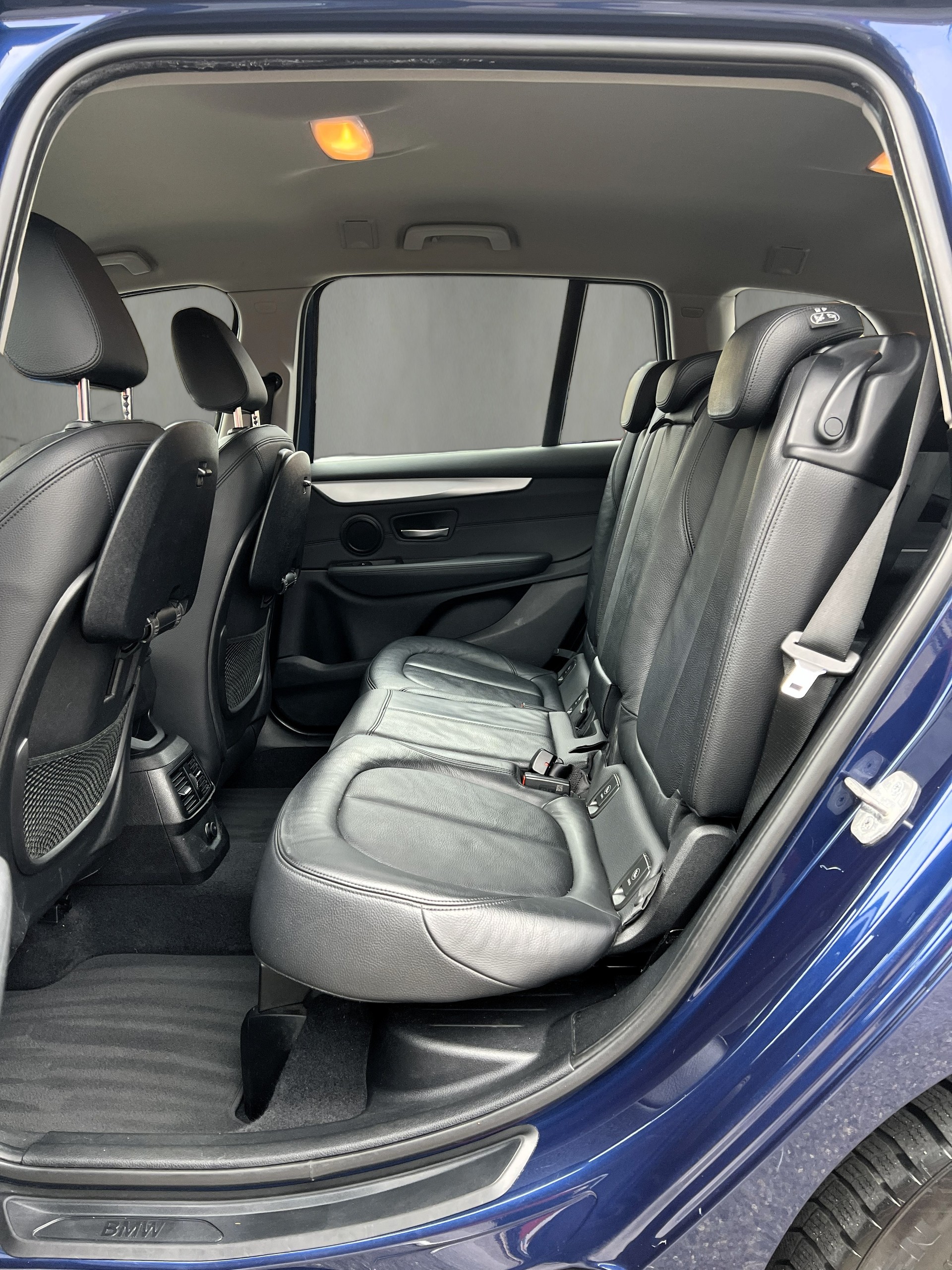 BMW 220d xDrive Gran Tourer 7-Plätzer-image-14