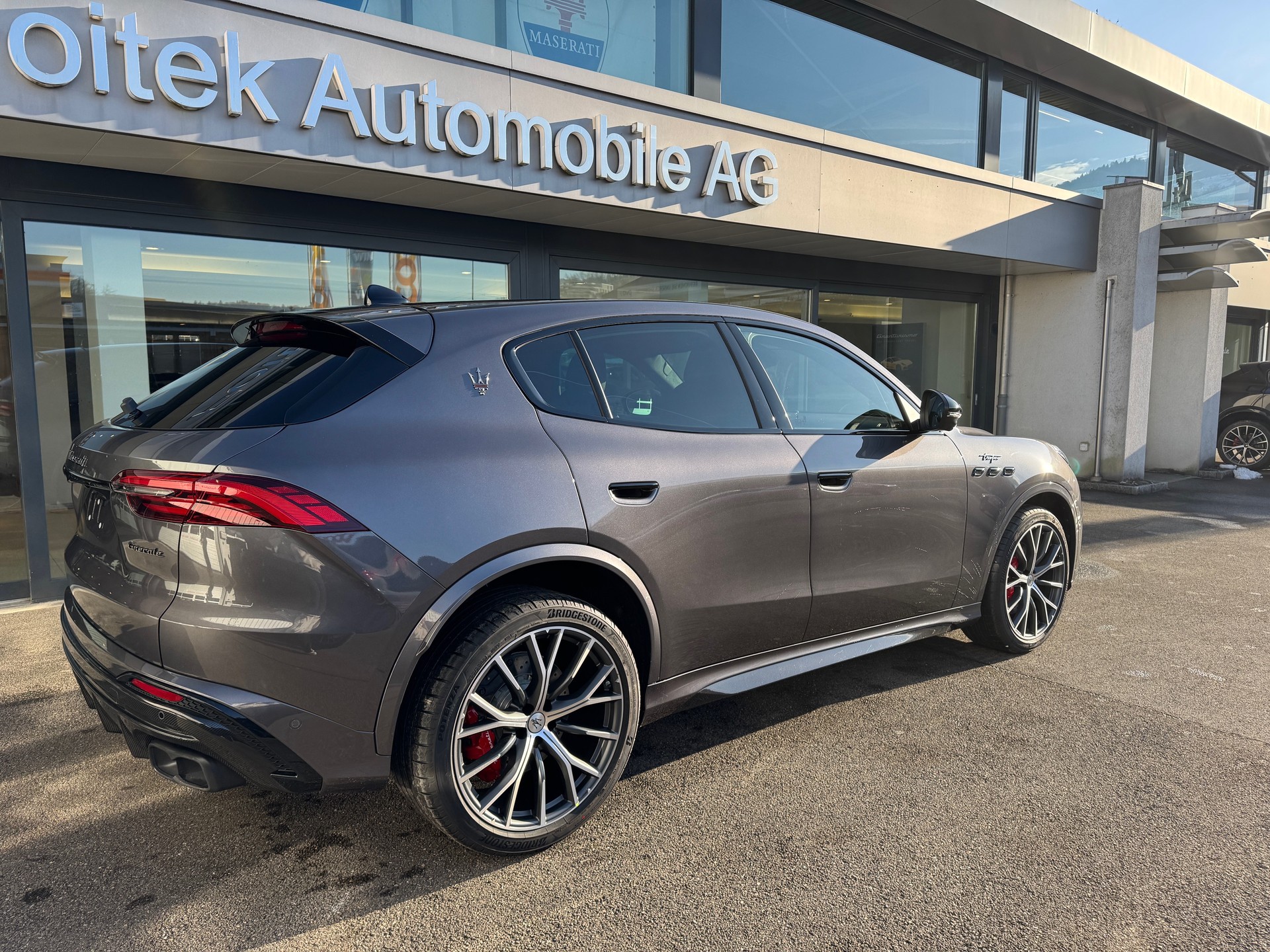 MASERATI Grecale 3.0 Trofeo-image-3
