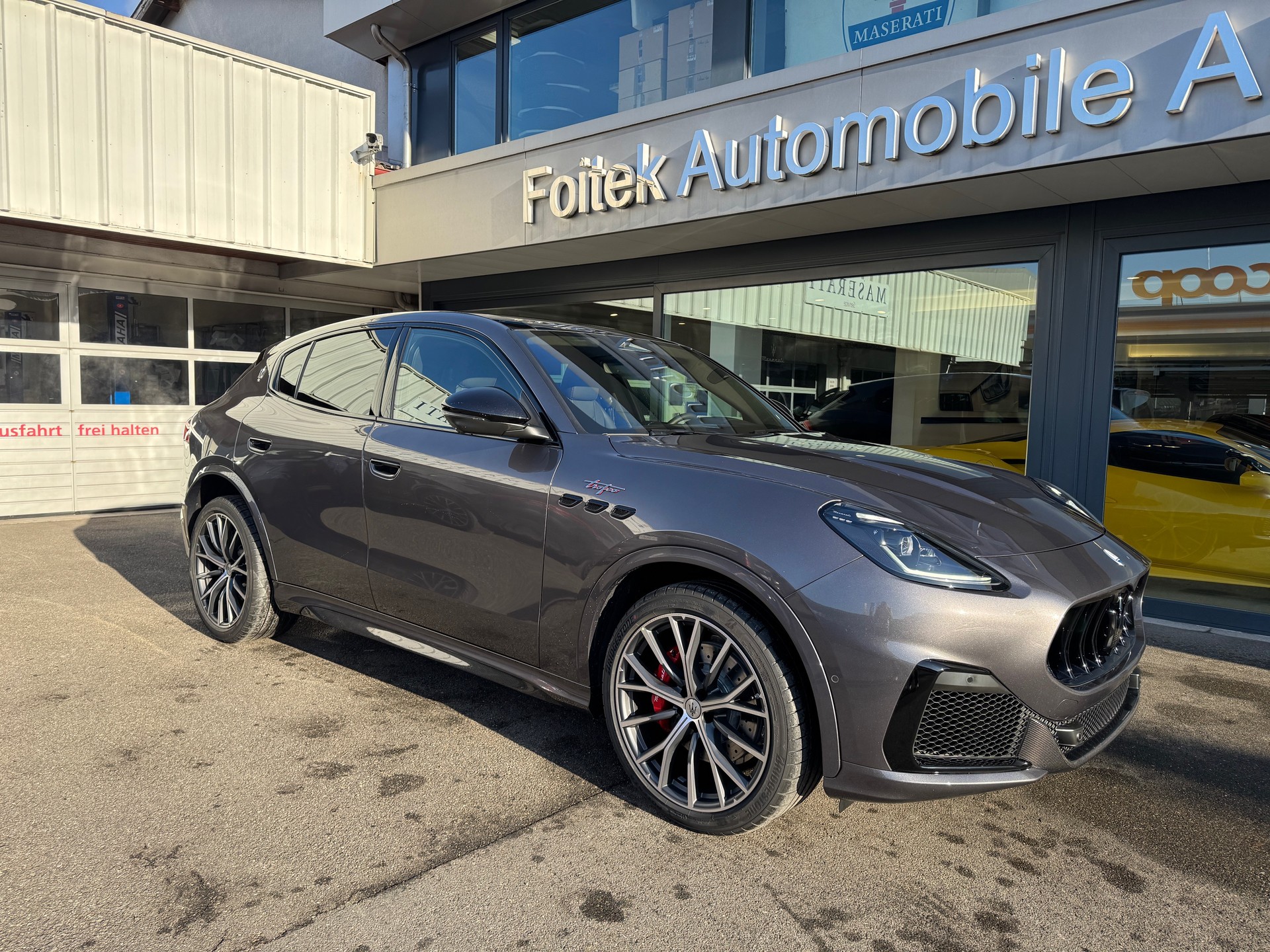 MASERATI Grecale 3.0 Trofeo-image-2