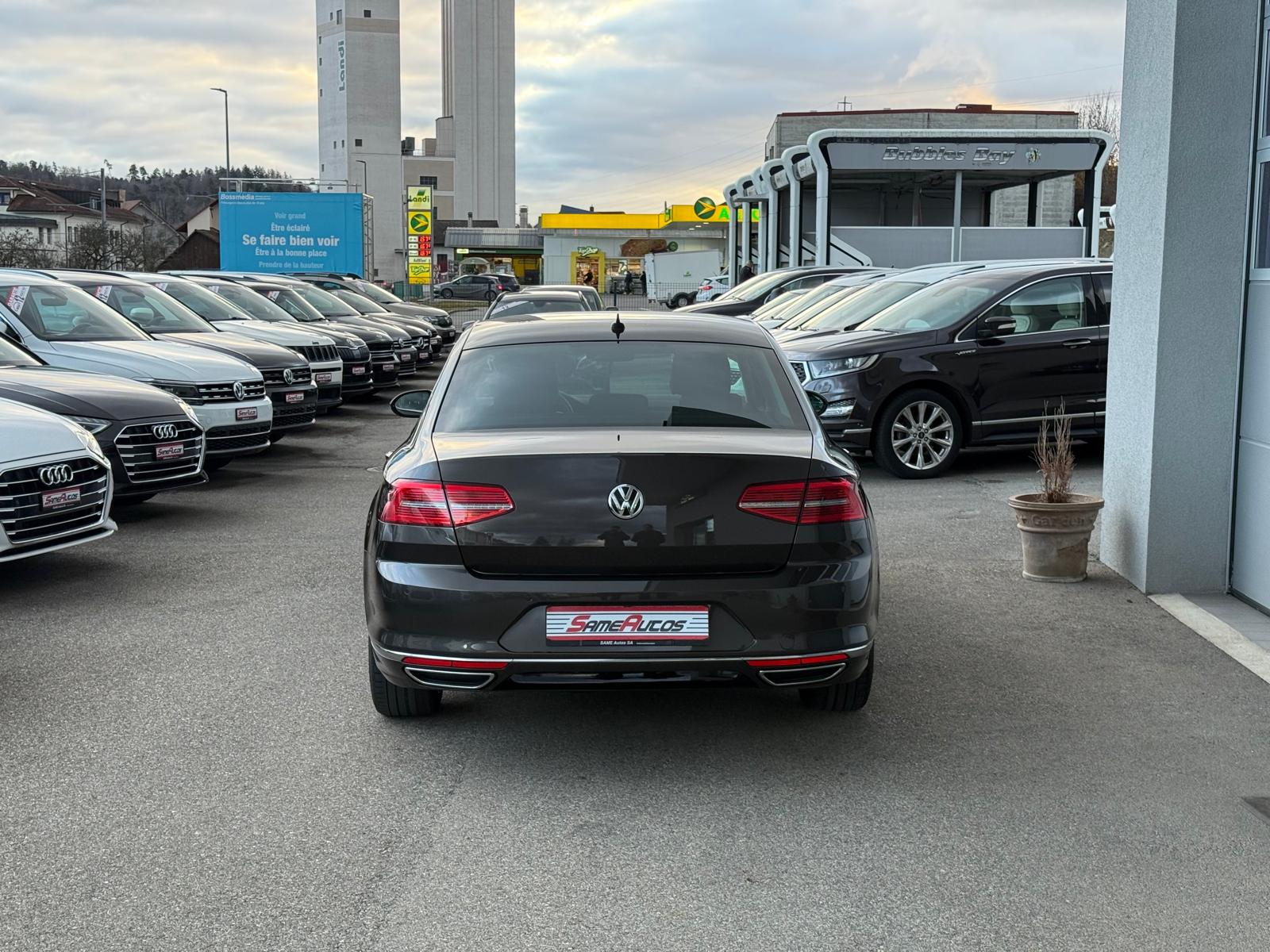 VW Passat 2.0 TSI BMT Highline DSG-image-2