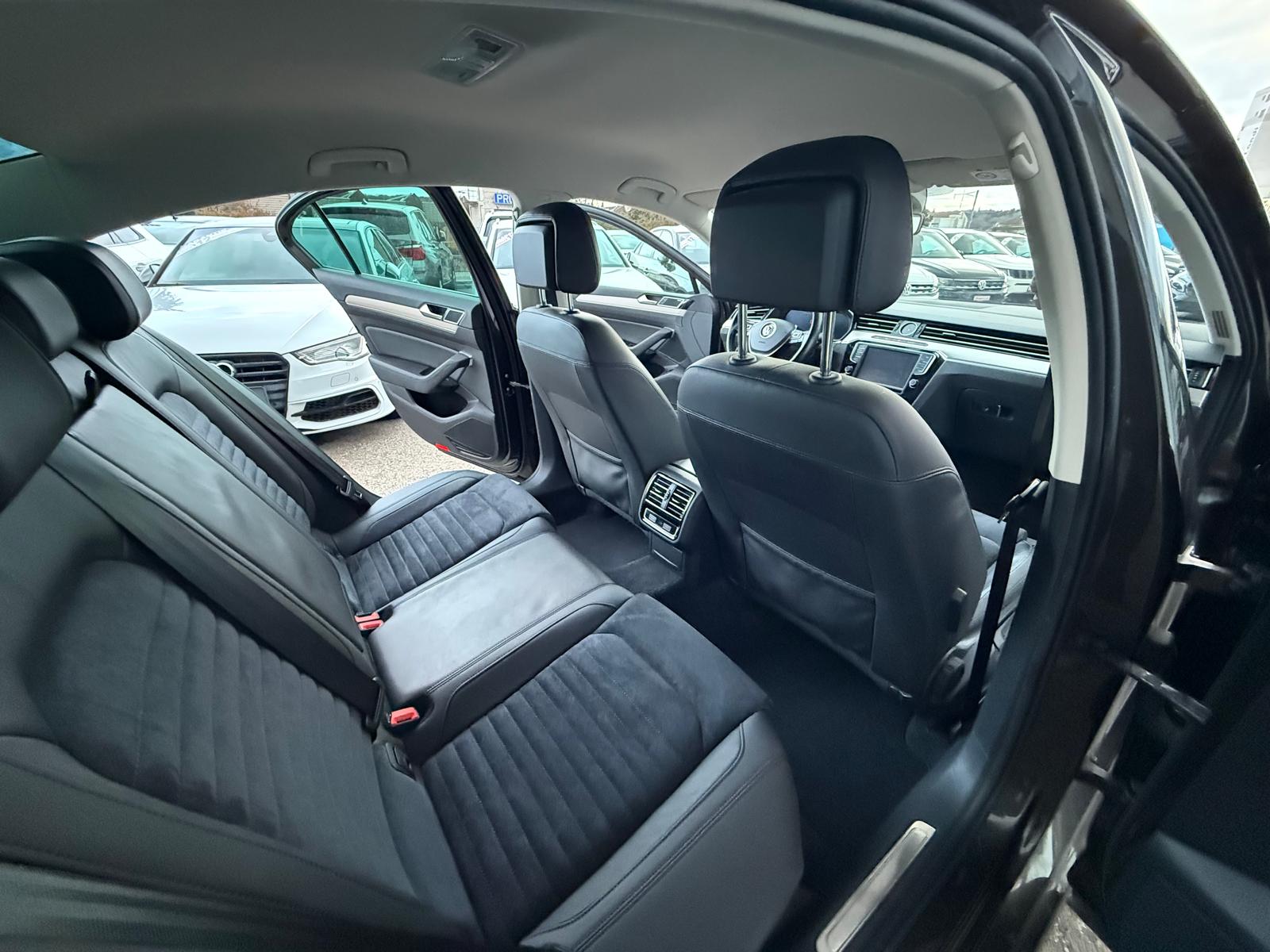 VW Passat 2.0 TSI BMT Highline DSG-image-10