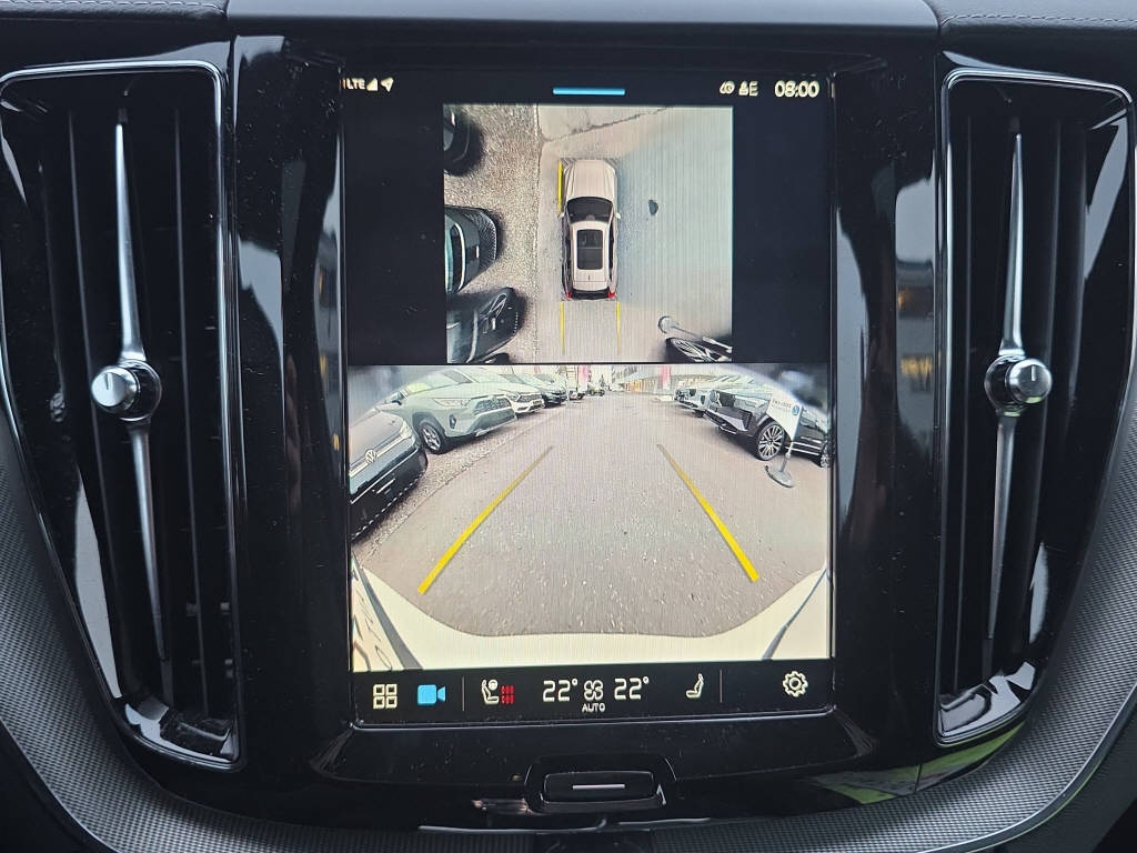 VOLVO XC60 2.0 B5 MH Ultra Dark AWD-image-26