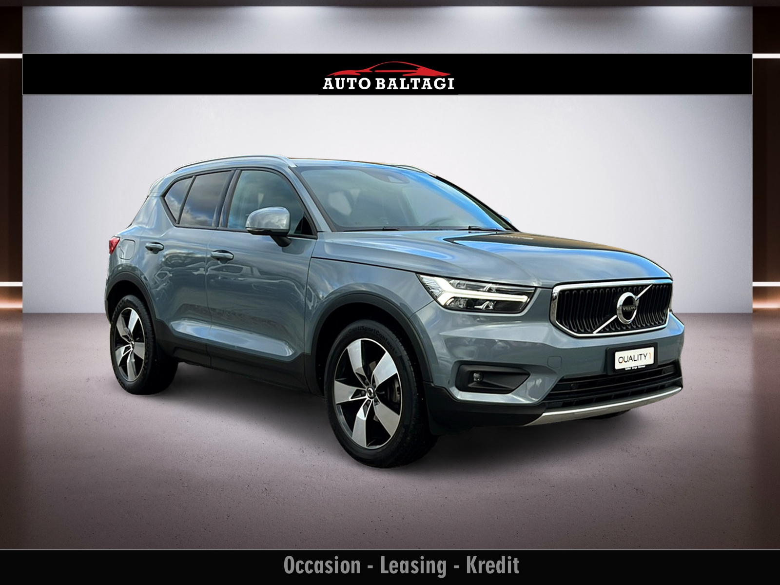 VOLVO XC40 T3 Momentum Geartronic-image-4