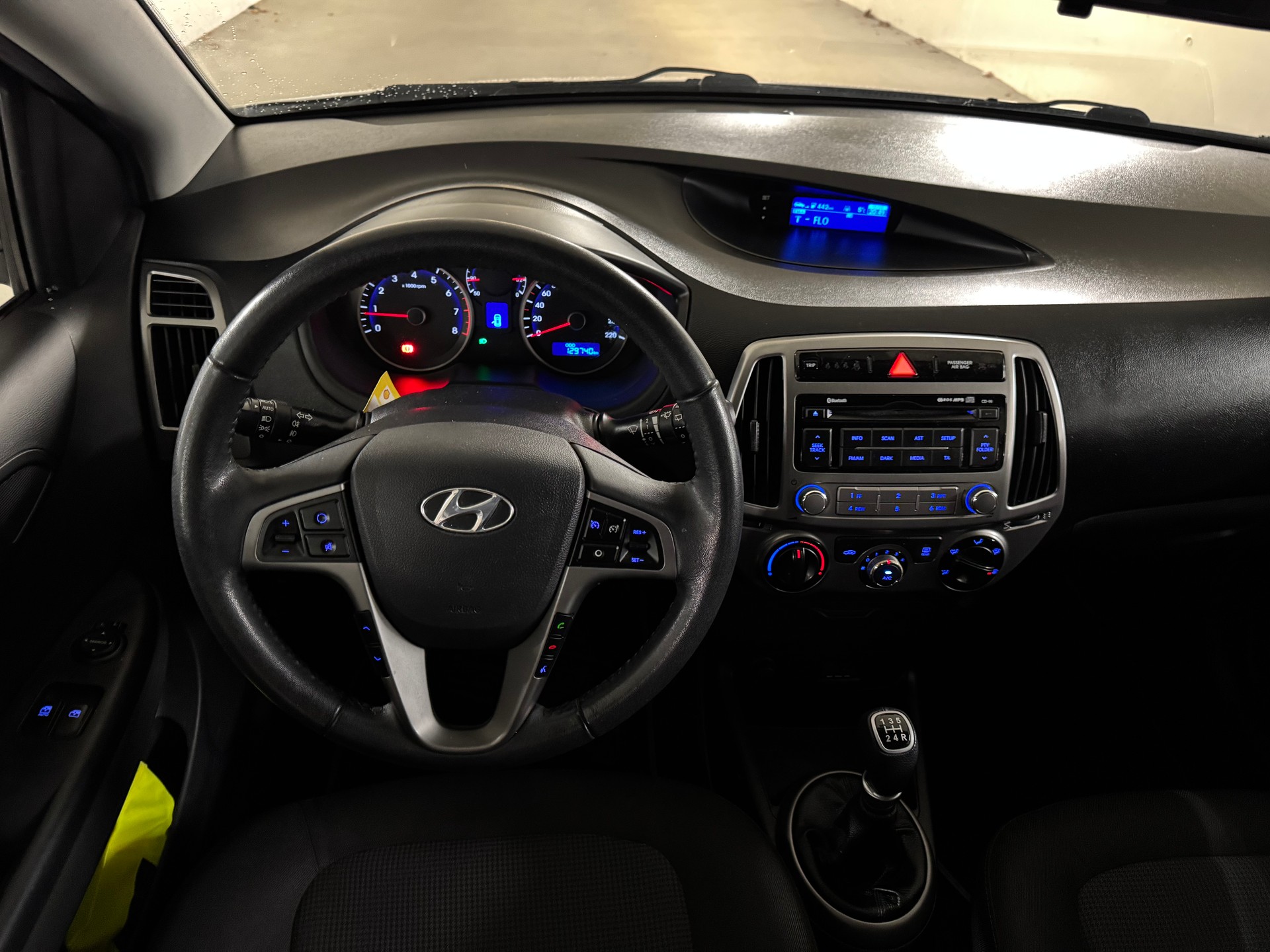 HYUNDAI i20 1.2 Comfort BlueDrive-image-11