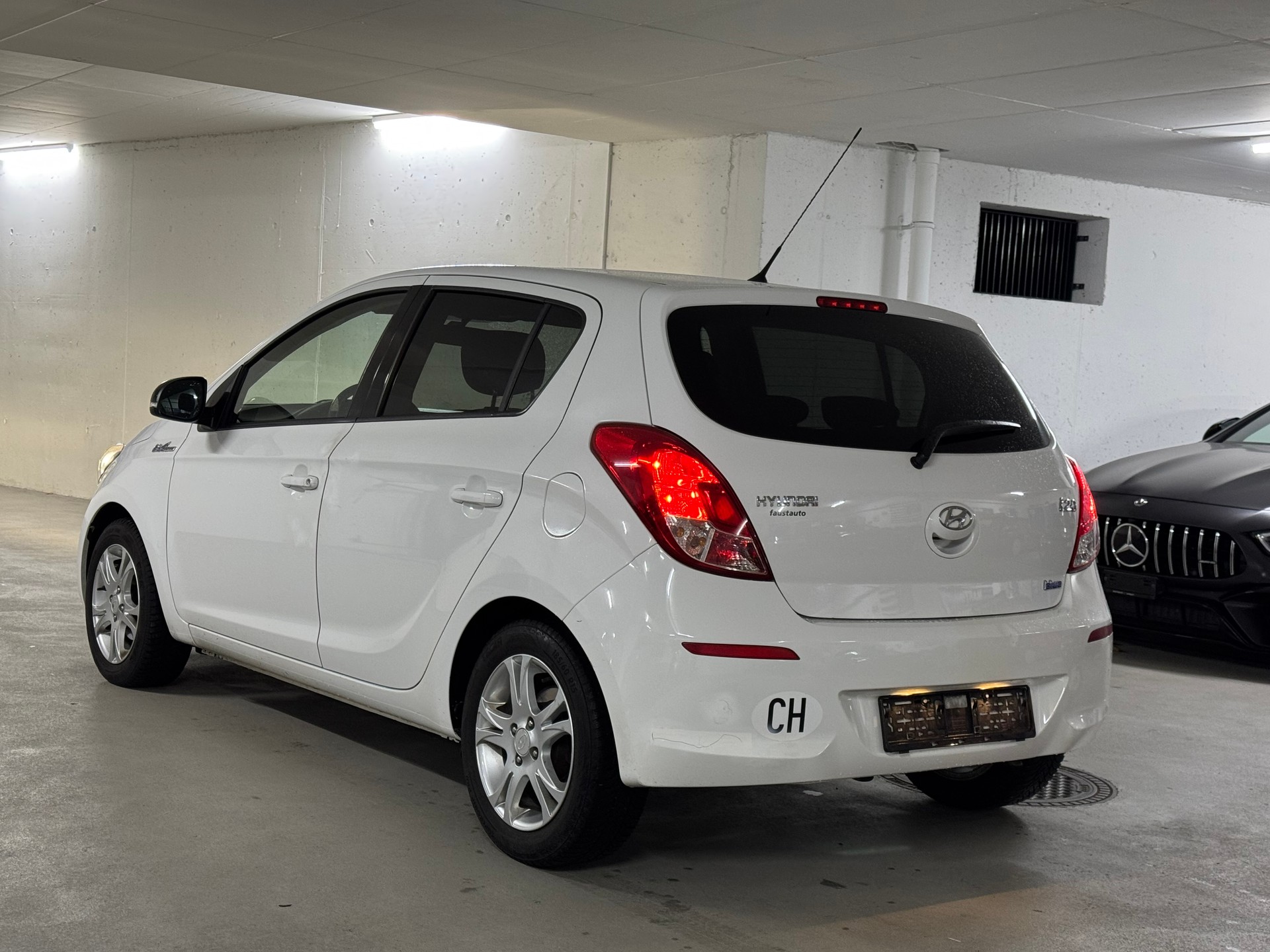 HYUNDAI i20 1.2 Comfort BlueDrive-image-4