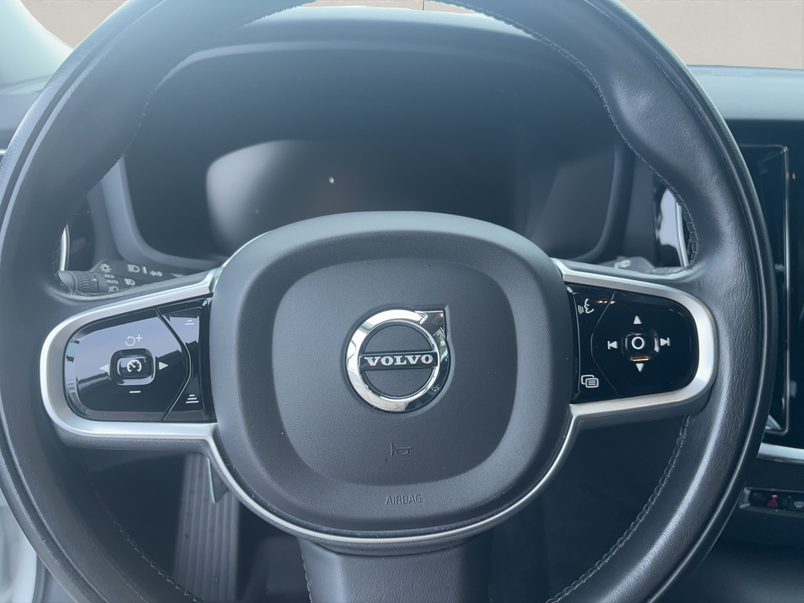 VOLVO V60 2.0 T6 TE Inscription eAWD-image-8