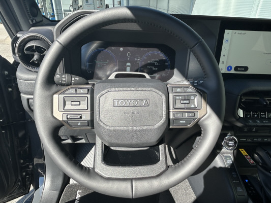 TOYOTA LandCruiser 2.8 48V Inv.-image-8