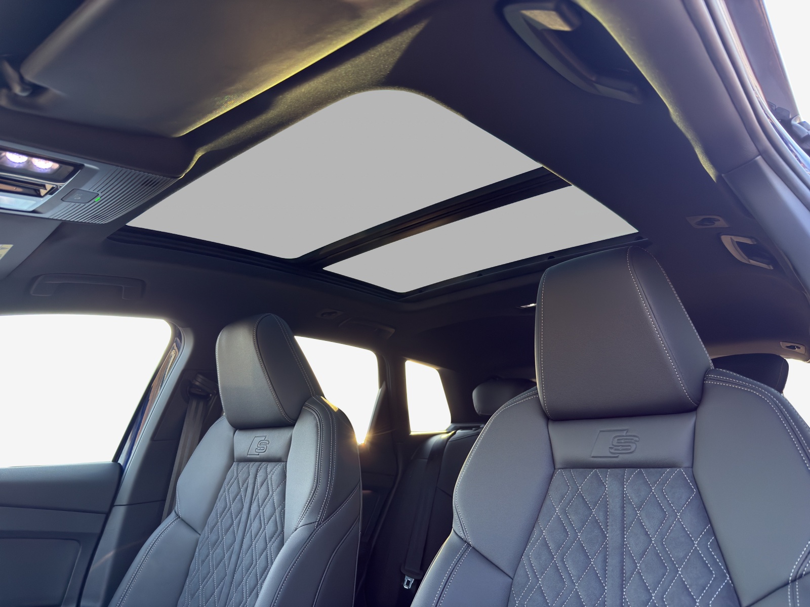AUDI Q4 e-tron 45 Attraction quattro-image-14
