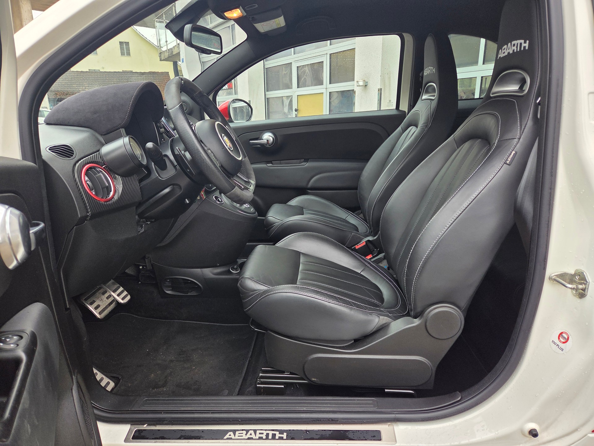 FIAT 595 1.4 16V Turbo Abarth Competizione Dualogic-image-11