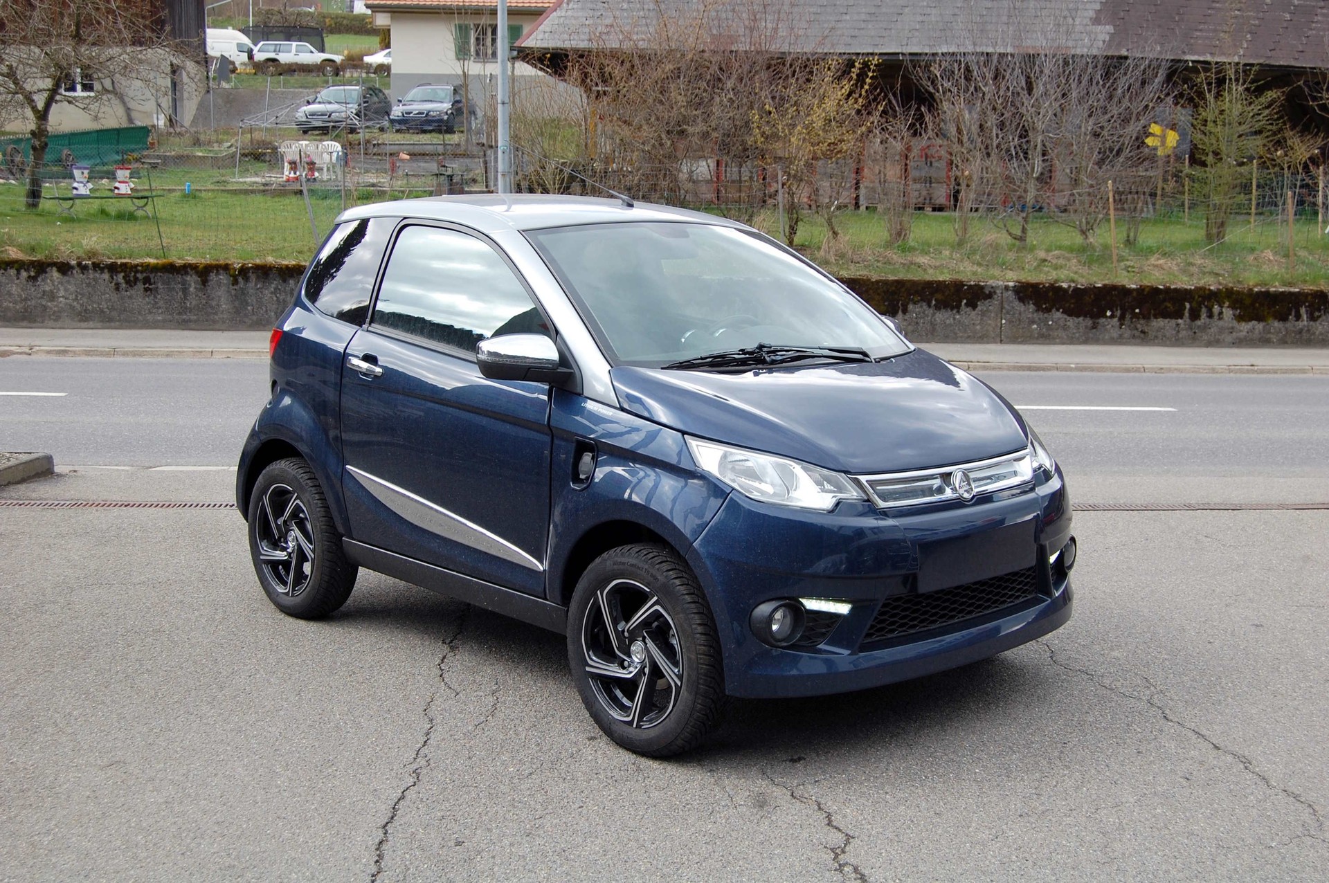 AIXAM E-City S9 Premium-showroom-element-2
