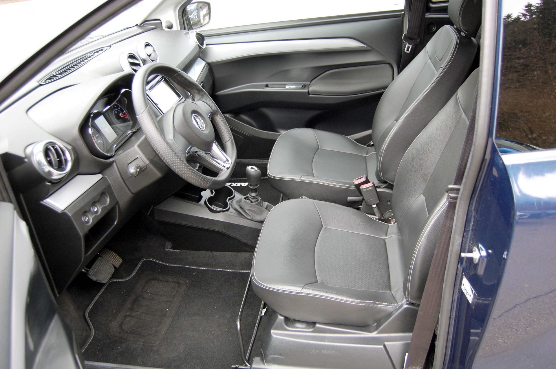 AIXAM E-City S9 Premium-image-14