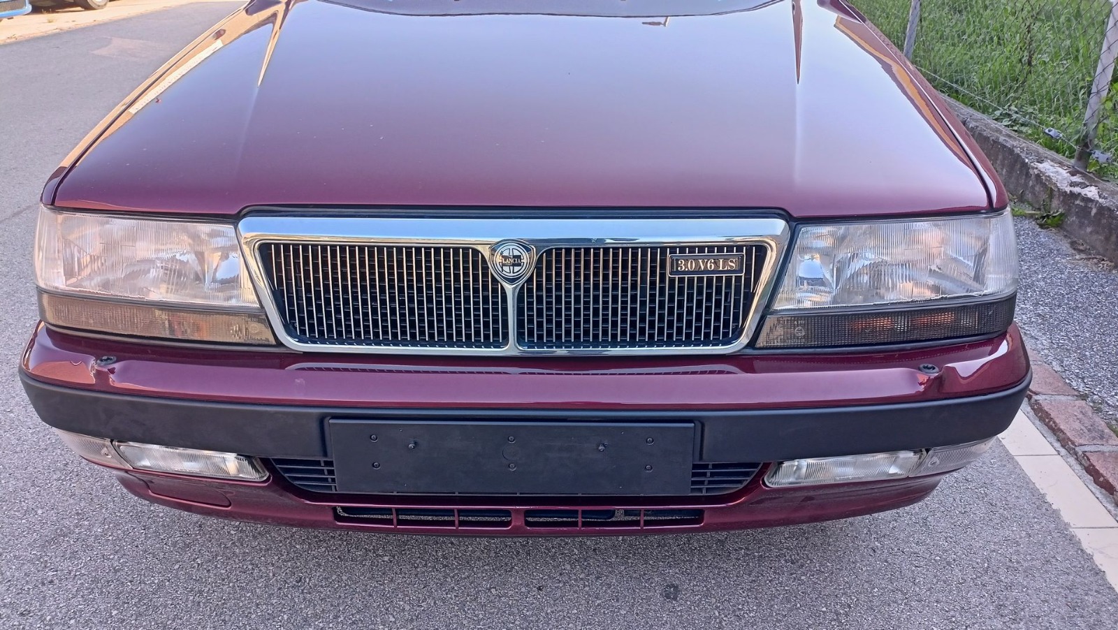 LANCIA Thema 3.0 V6 LS-image-3