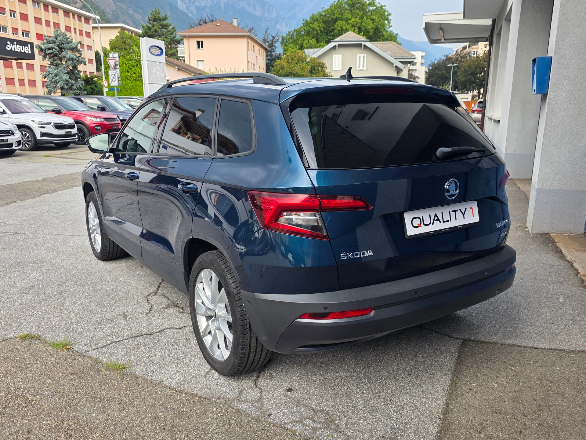 SKODA Karoq 2.0 TDI CR Style 4x4 DSG-image-2