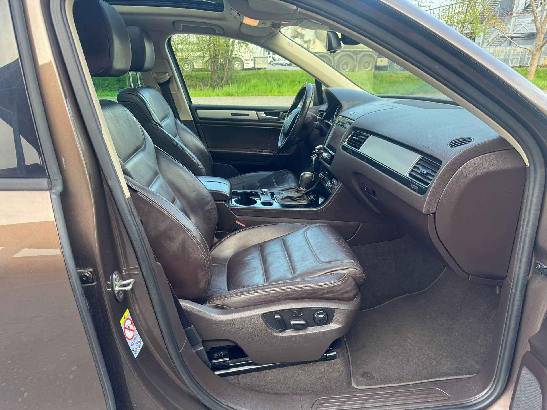 VW Touareg 3.0 TDI BlueMotion Technology Tiptronic-image-10