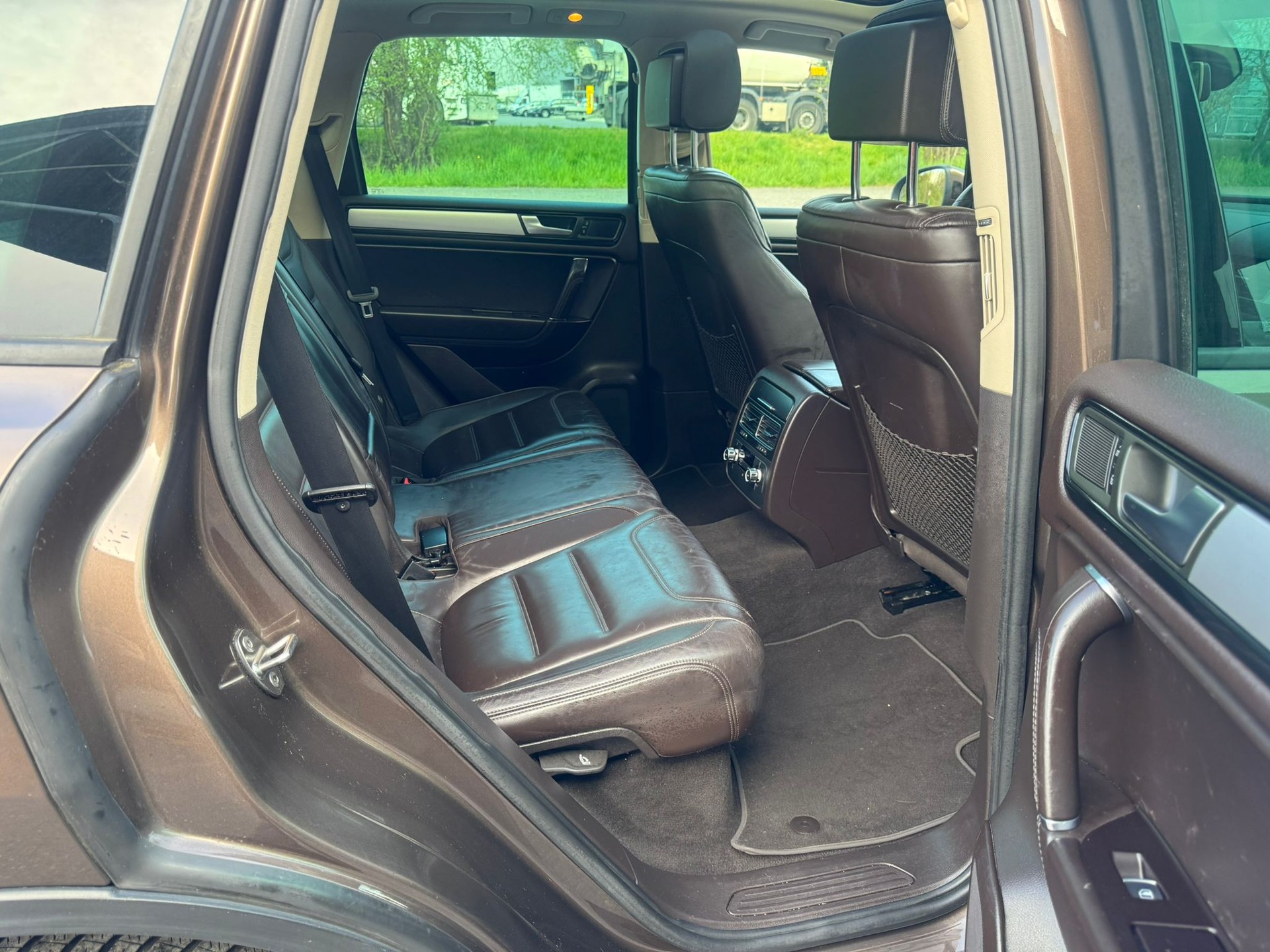 VW Touareg 3.0 TDI BlueMotion Technology Tiptronic-image-12