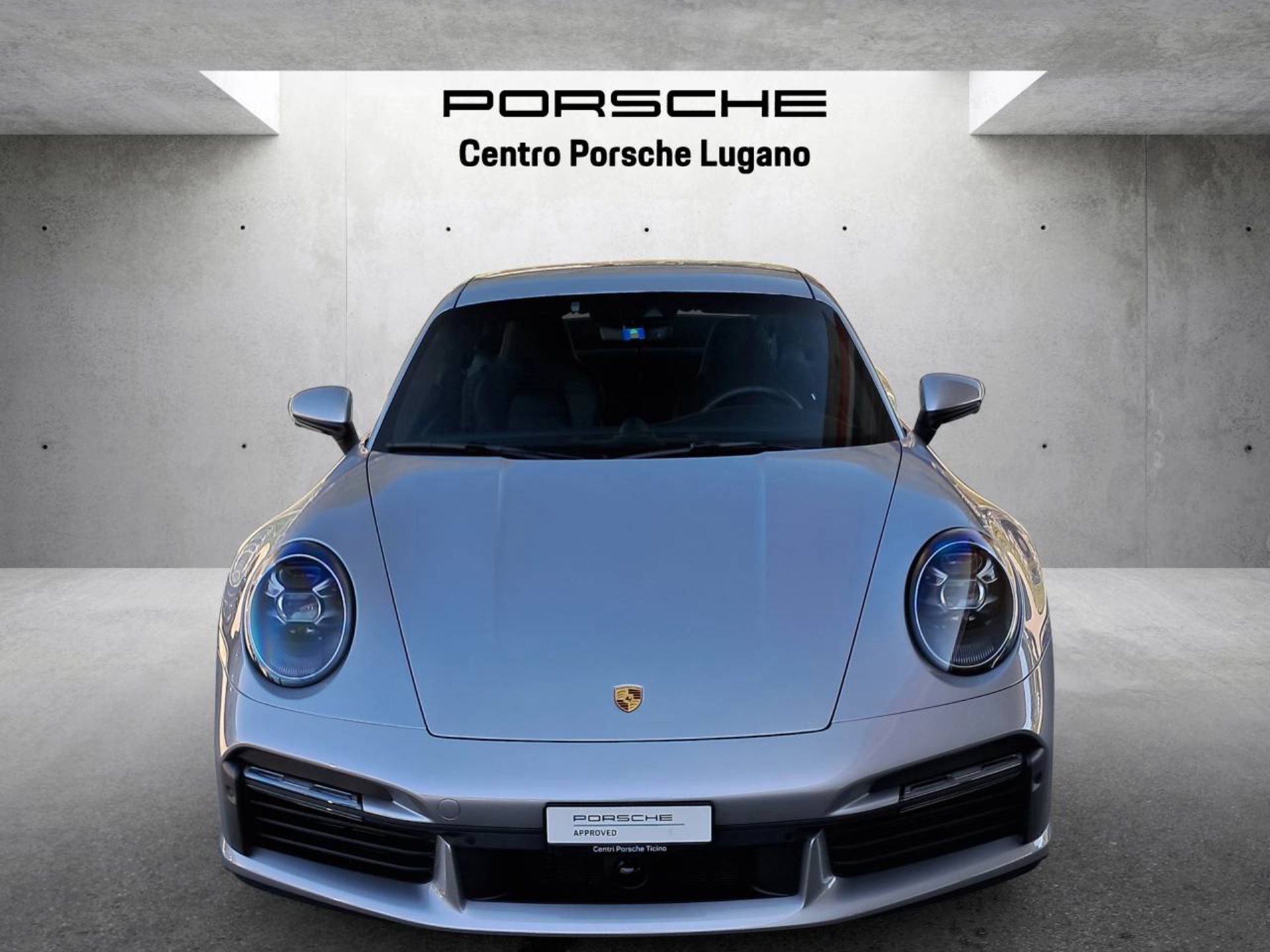 PORSCHE 911 Turbo S (MY22)-image-9